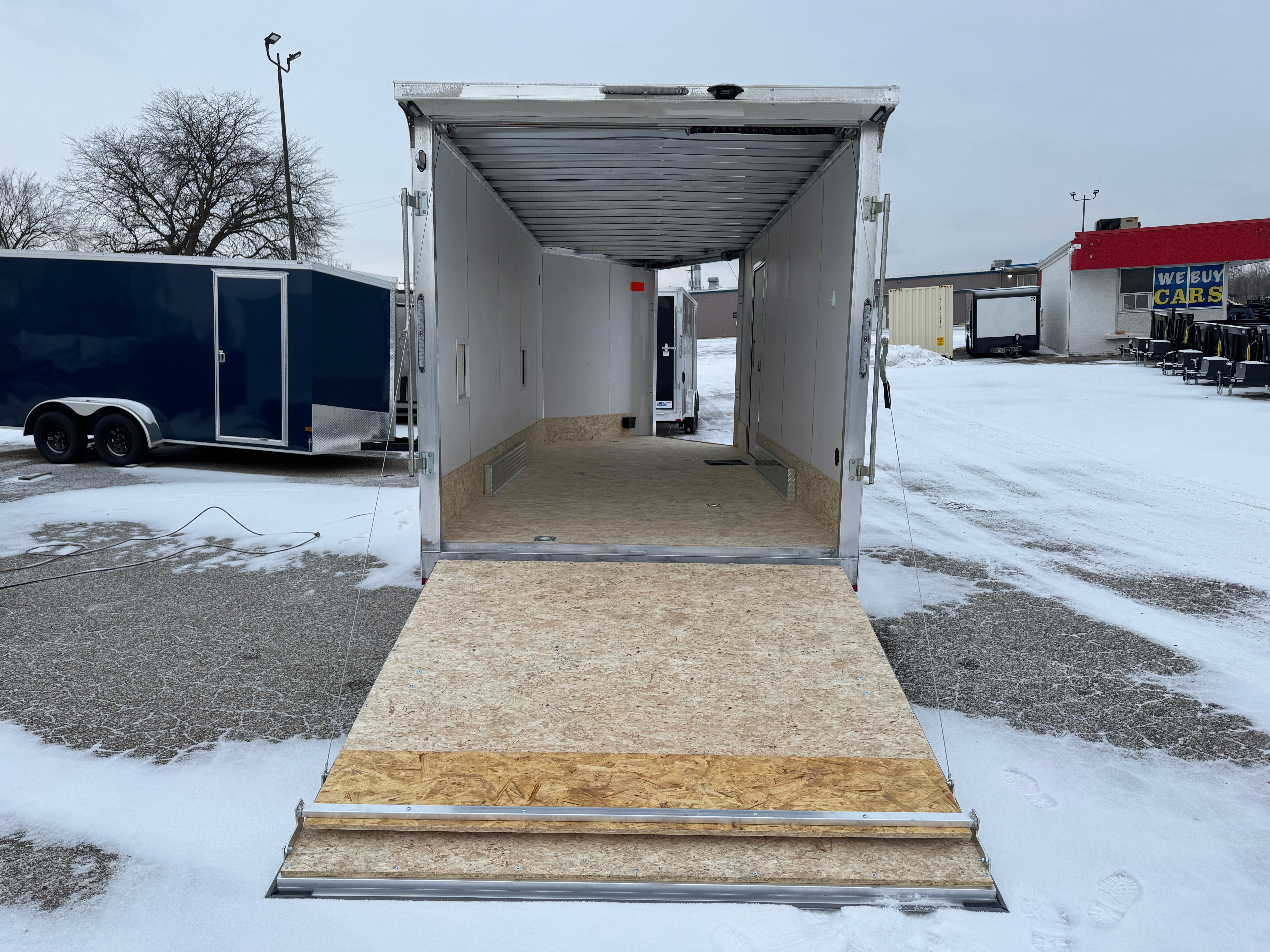2026 Lightning Aluminum 7.5' x 18' Enclosed Snowmobile Trailer