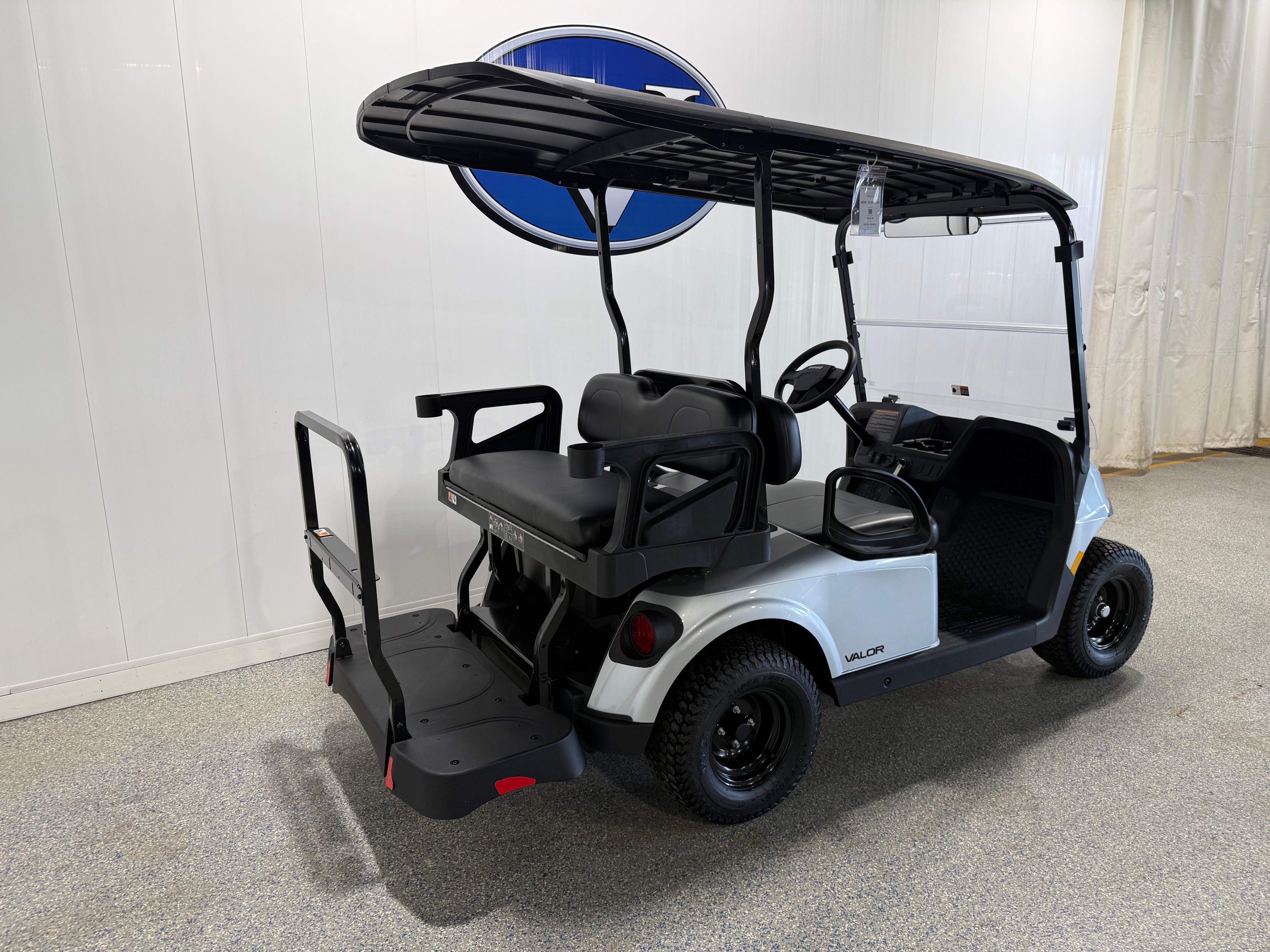 2027 E-Z-GO RXV 4 Valor S EFI Gas