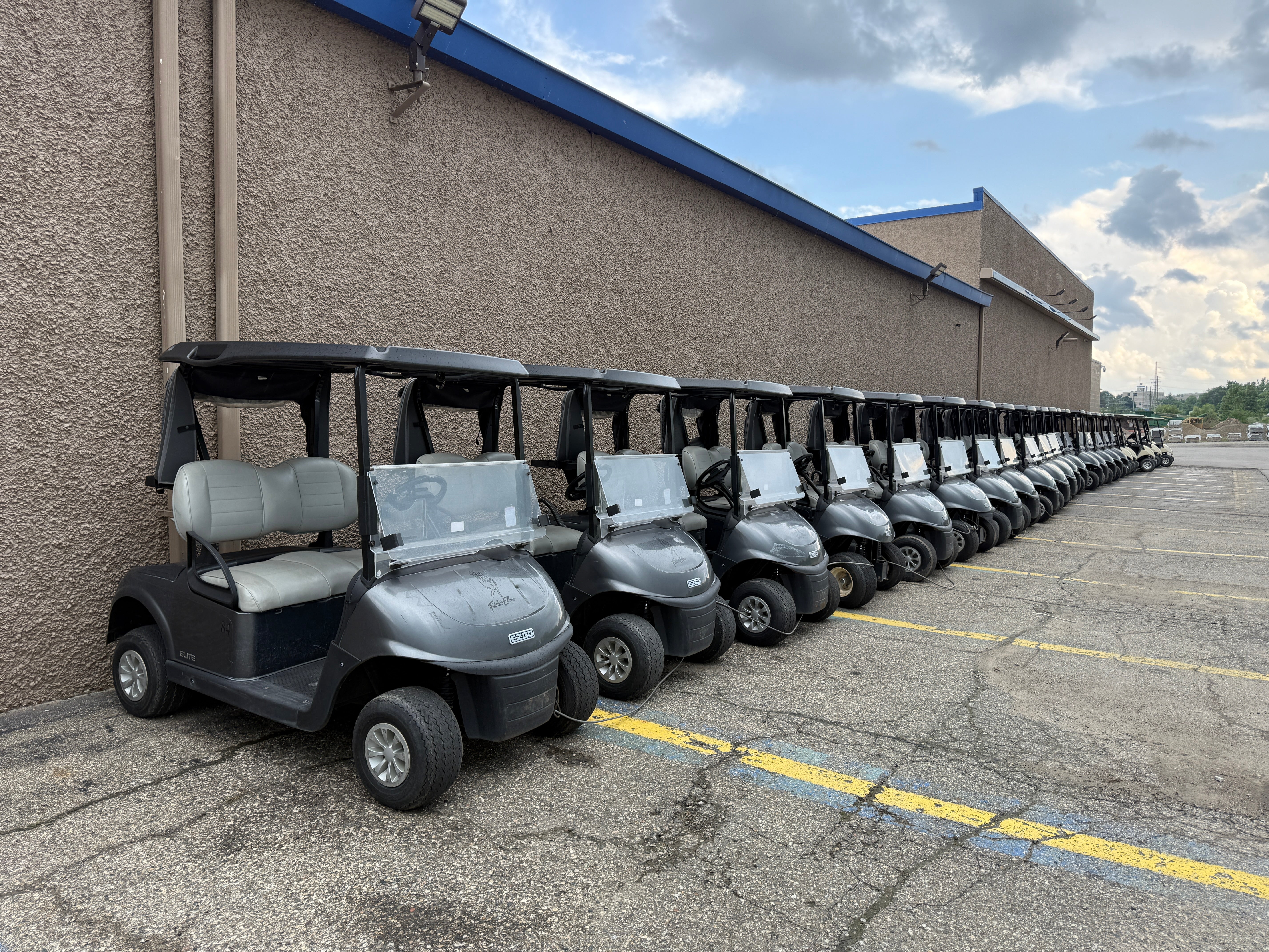 2021 E-Z-GO RXV 2 Passenger ELiTE Lithium Ion