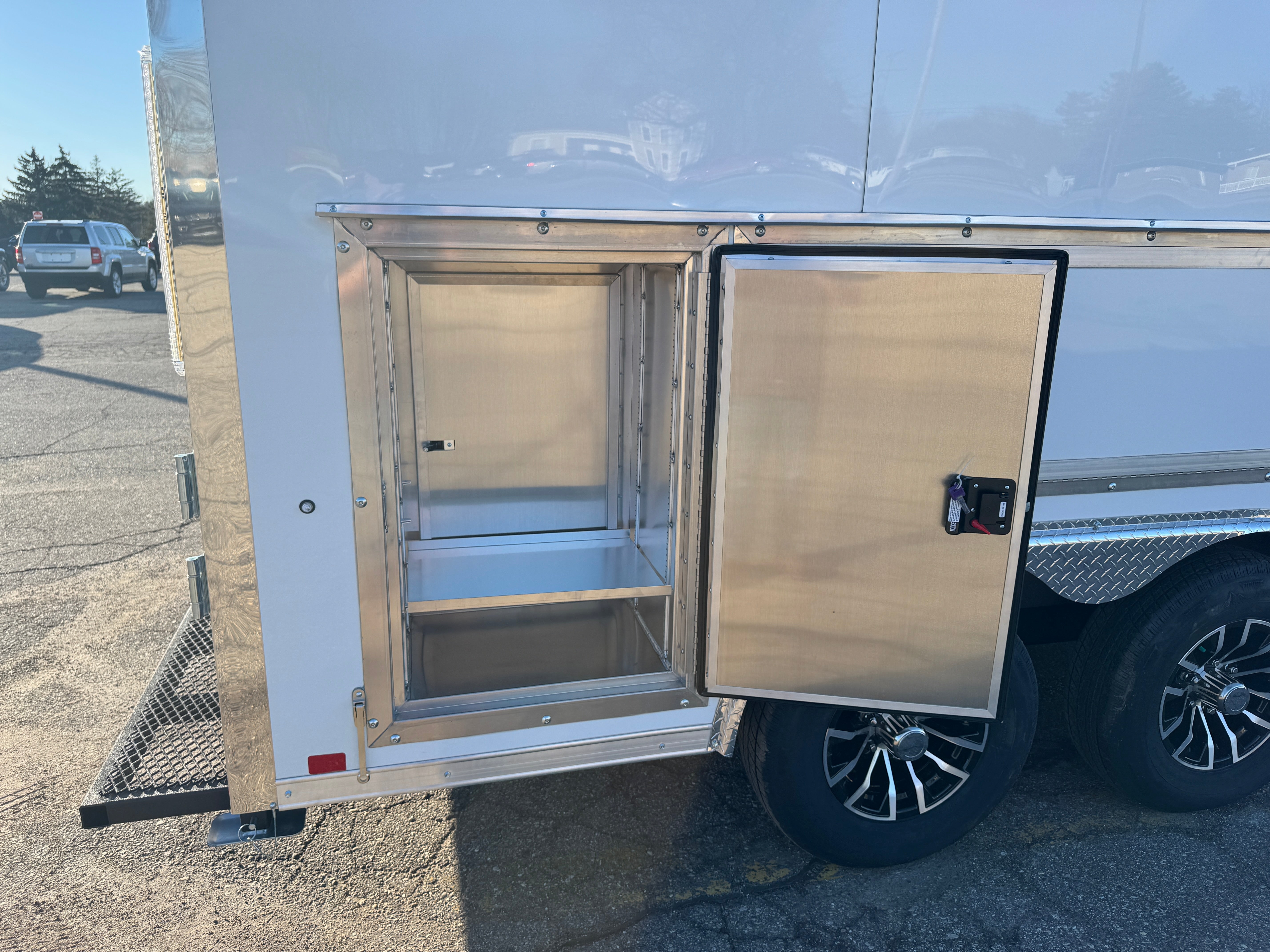 2026 Formula 8.5' x 16' Contractor Deluxe Flat Top Bullnose Enclosed Trailer