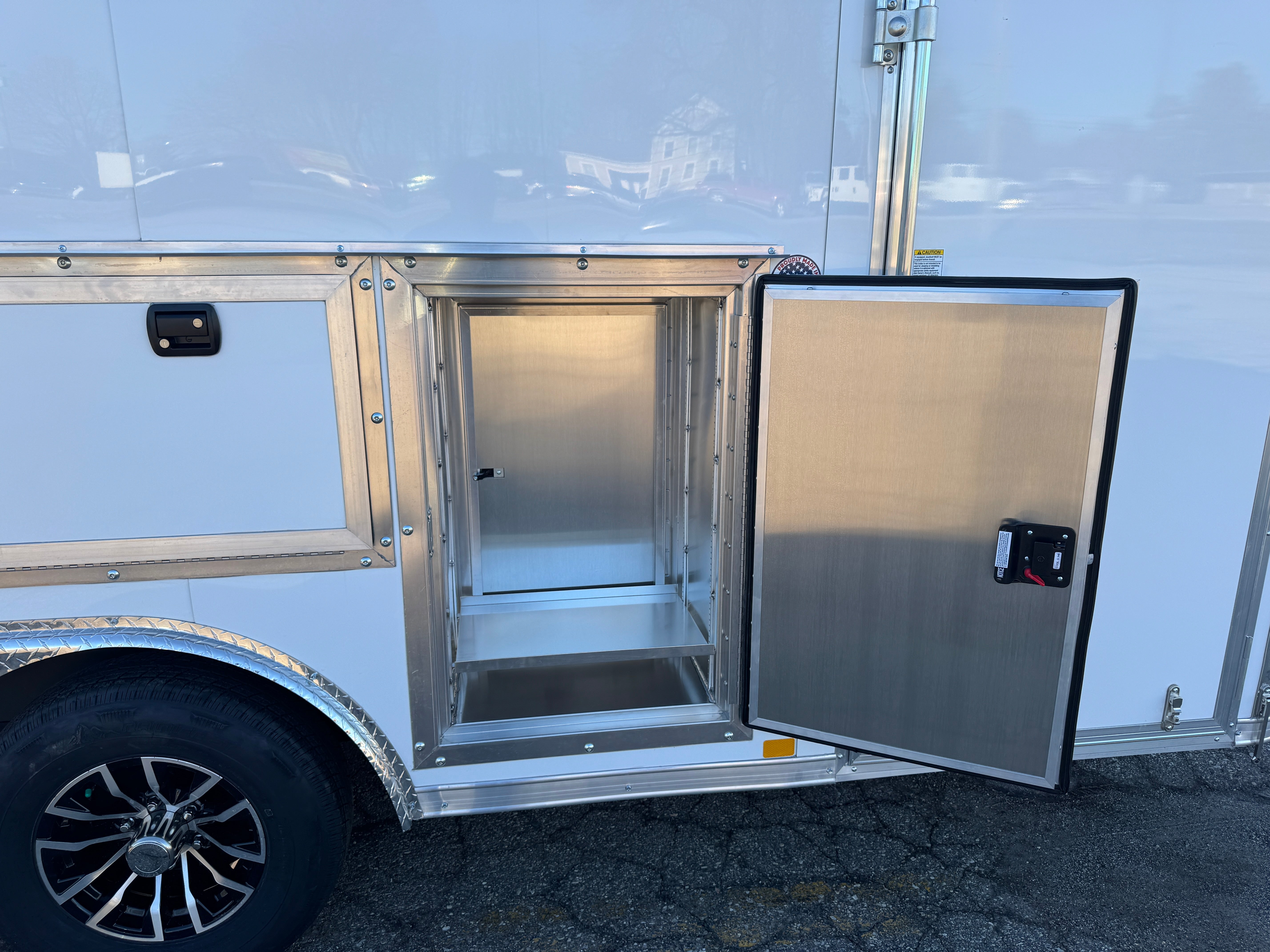 2026 Formula 8.5' x 16' Contractor Deluxe Flat Top Bullnose Enclosed Trailer