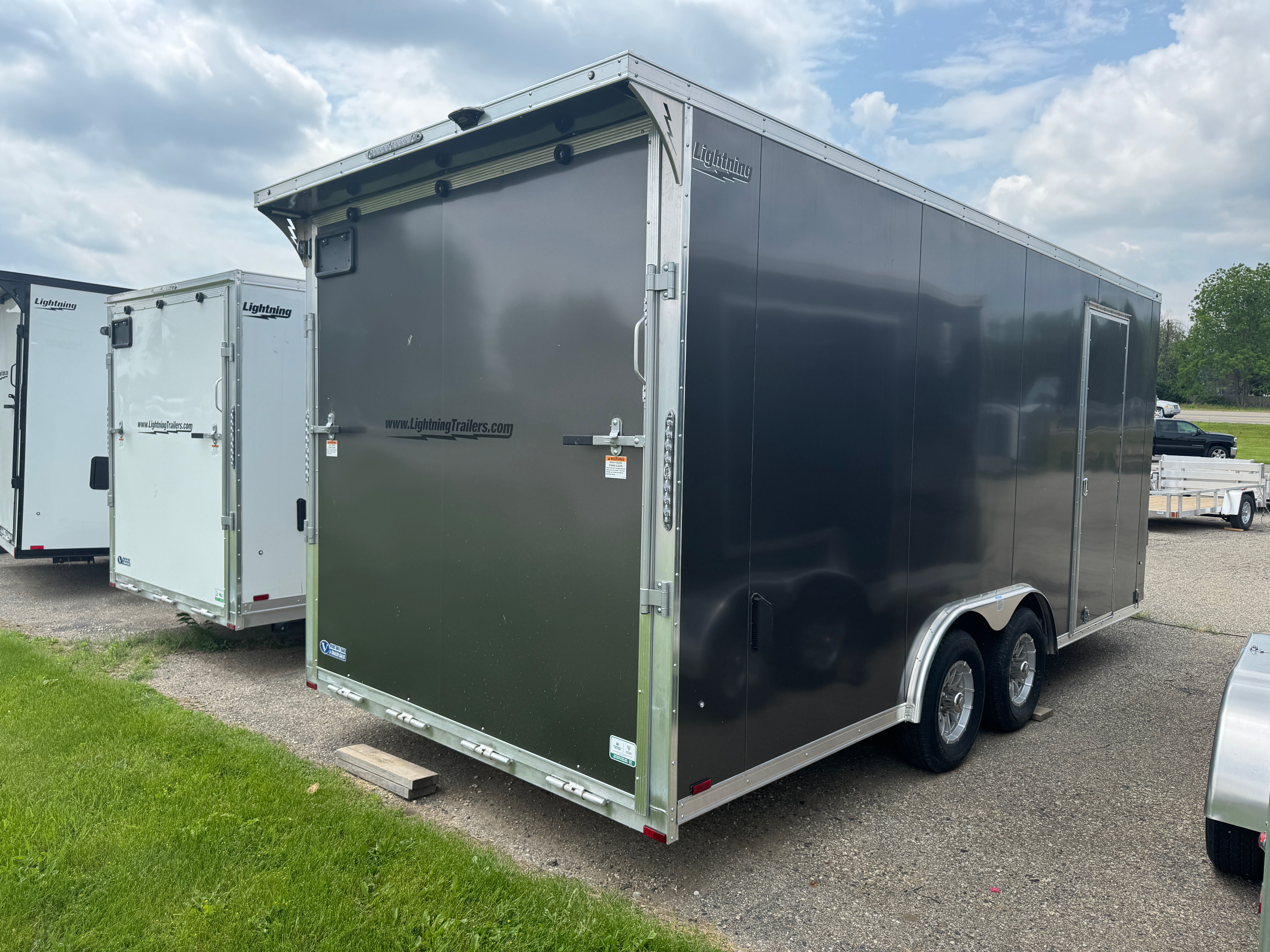 2025 Lightning Aluminum 8.5' x 18' Enclosed Car Hauler Trailer