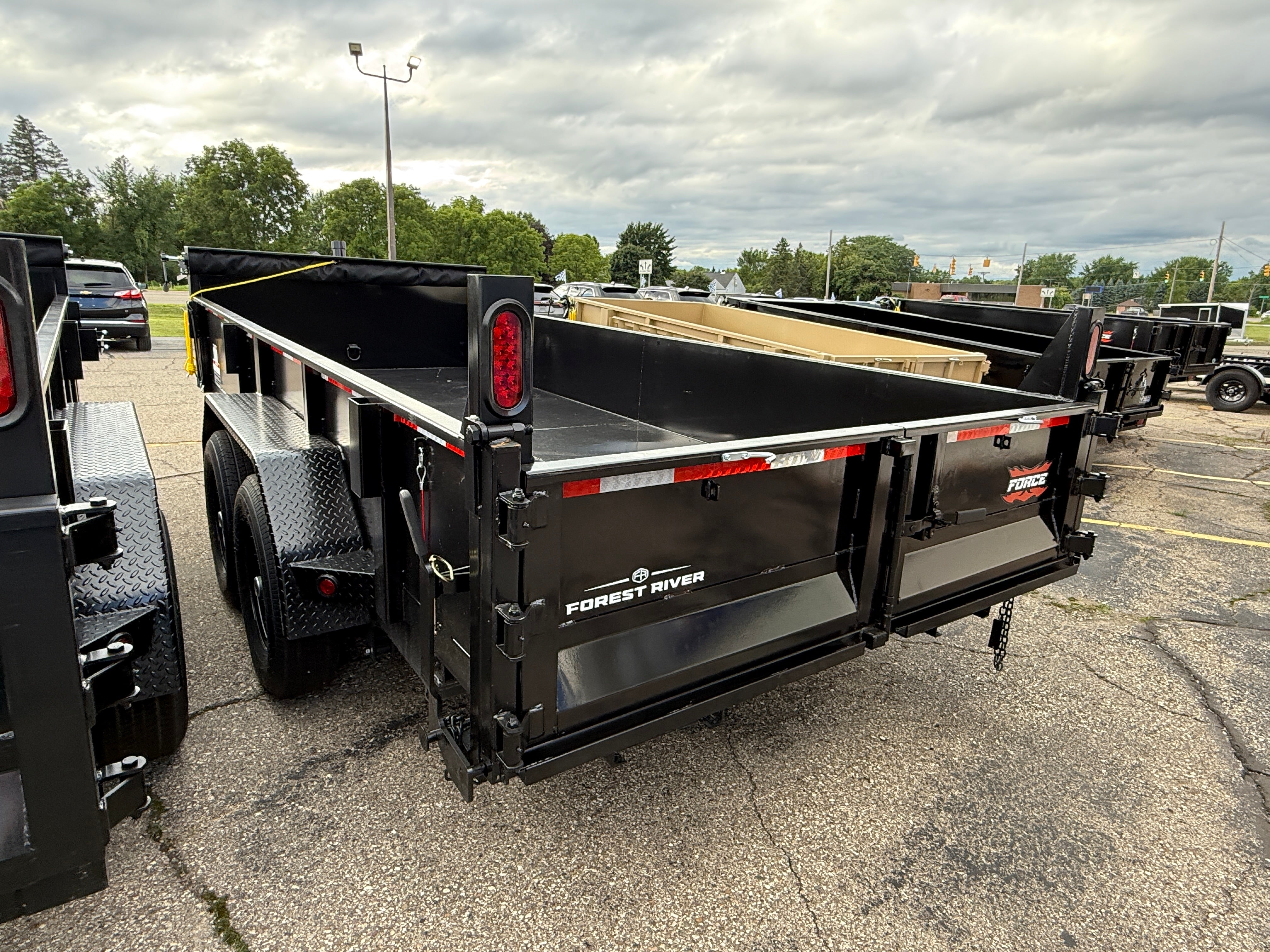 2026 Force 7' x 16' Telescoping Dump Trailer