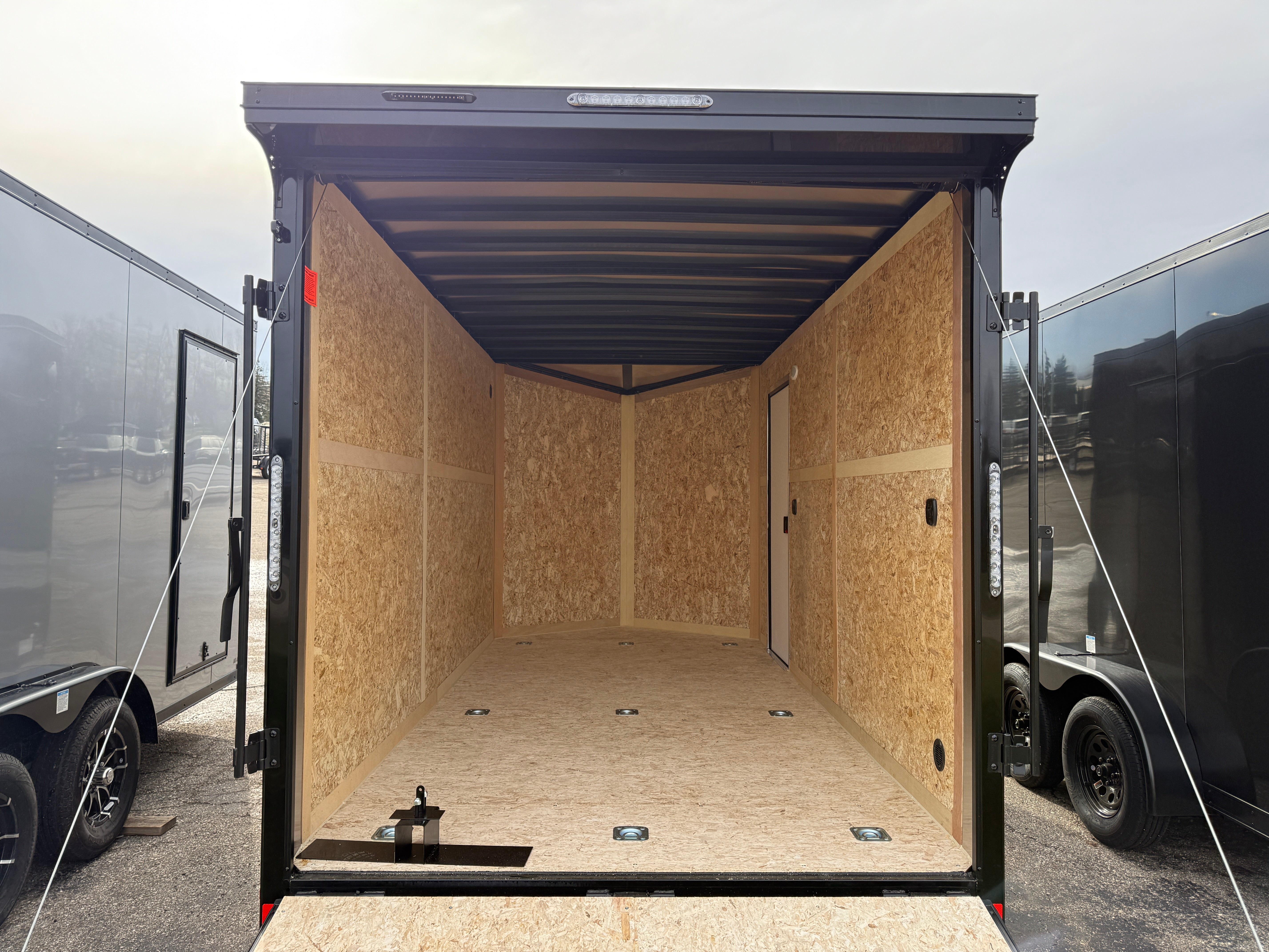 2025 Cargo Mate E-Series 7' x 14' Enclosed Trailer