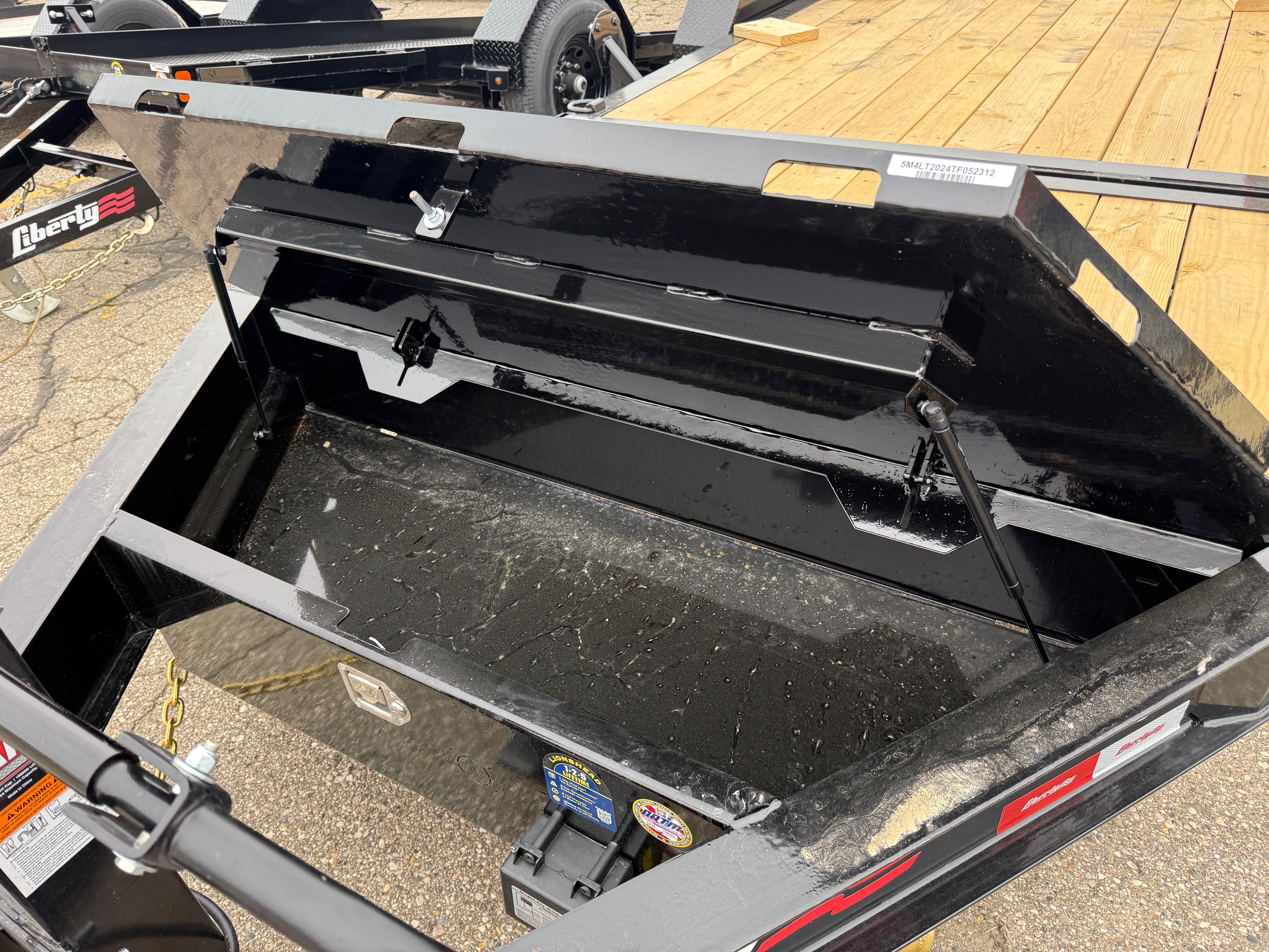 2026 Liberty 83" x 20' Tilt Deck Equipment Trailer