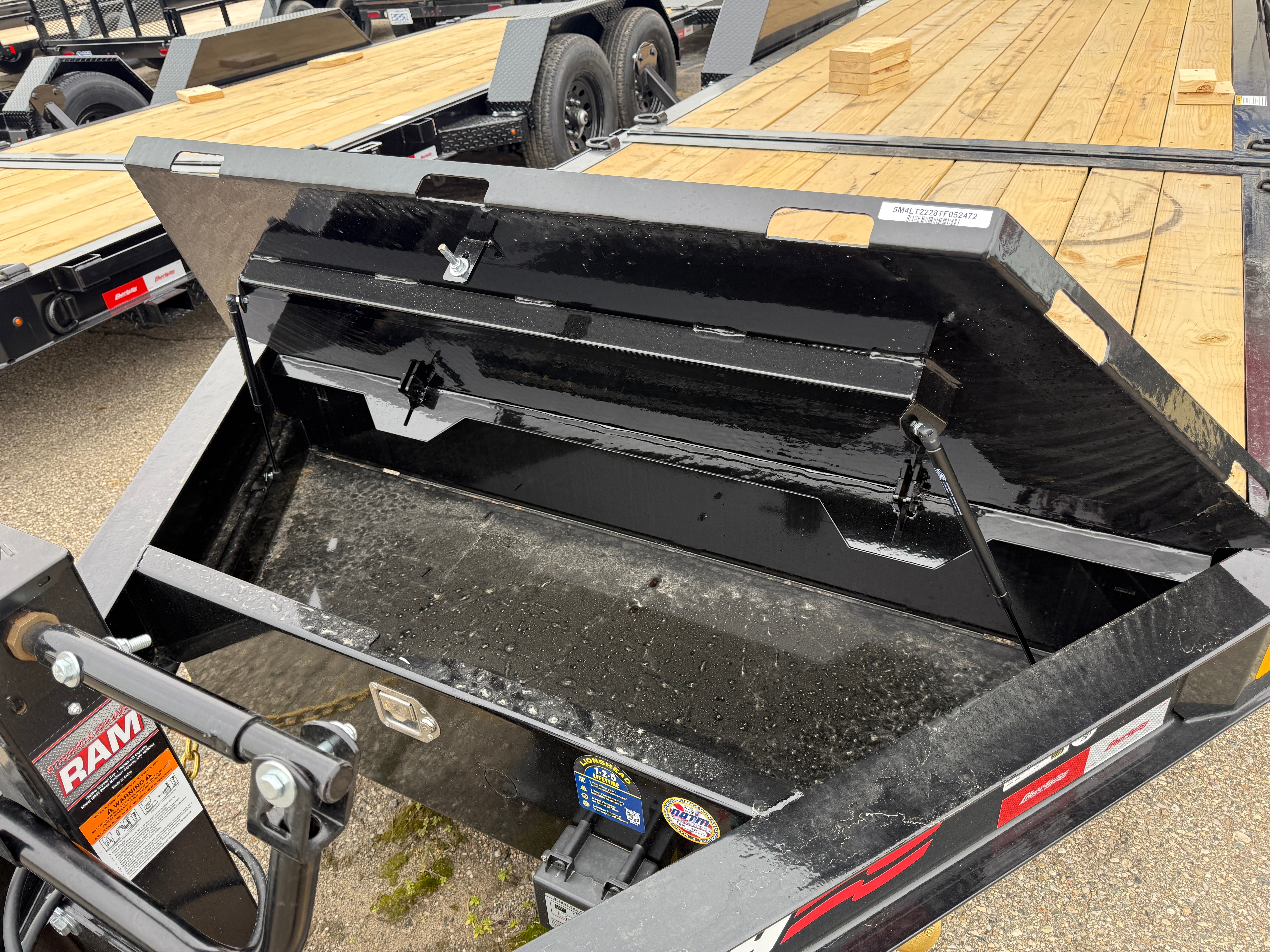 2026 Liberty 83" x 22' Tilt Deck Equipment Trailer
