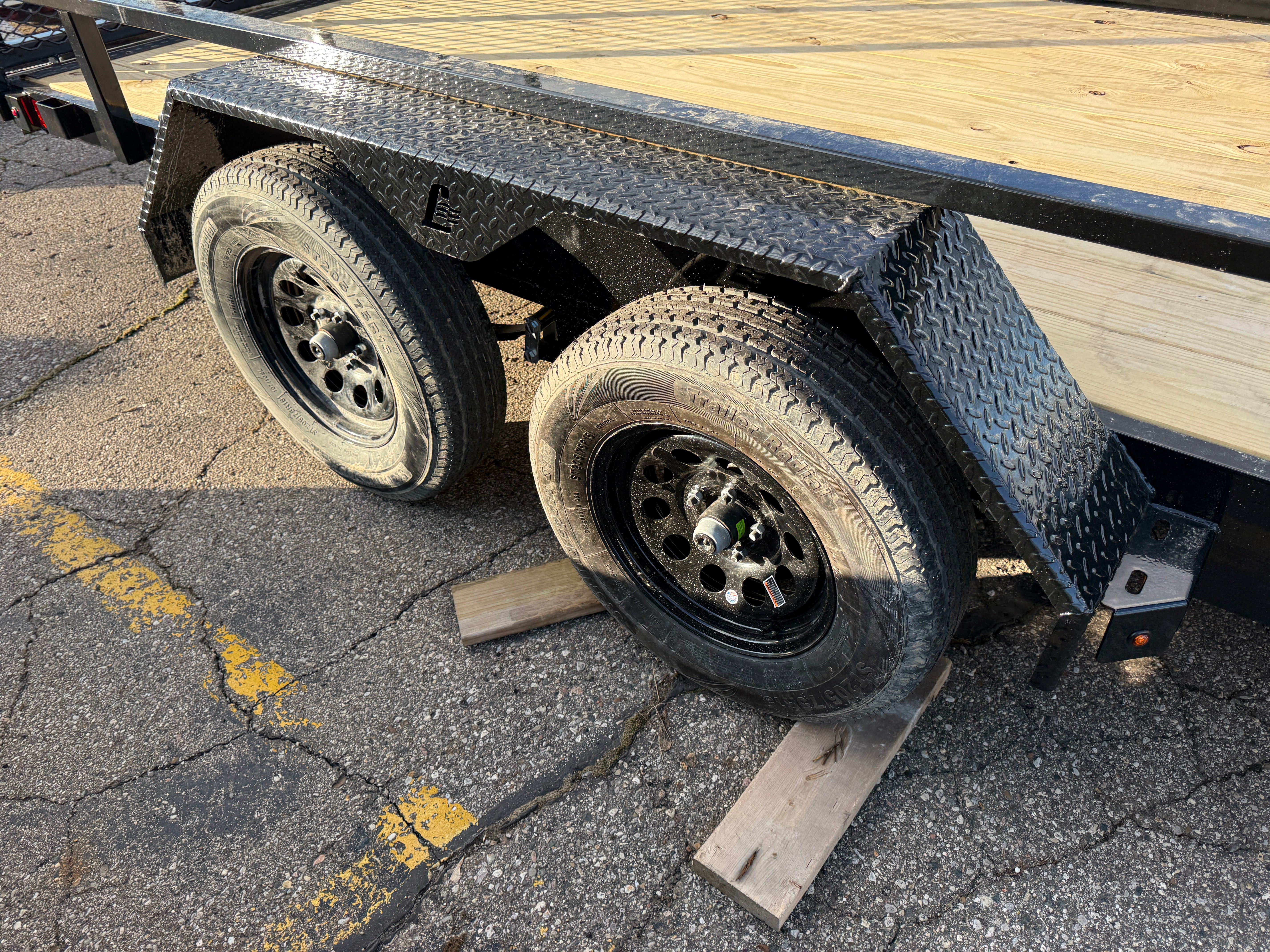 2026 Liberty 83" x 16' Utility Trailer