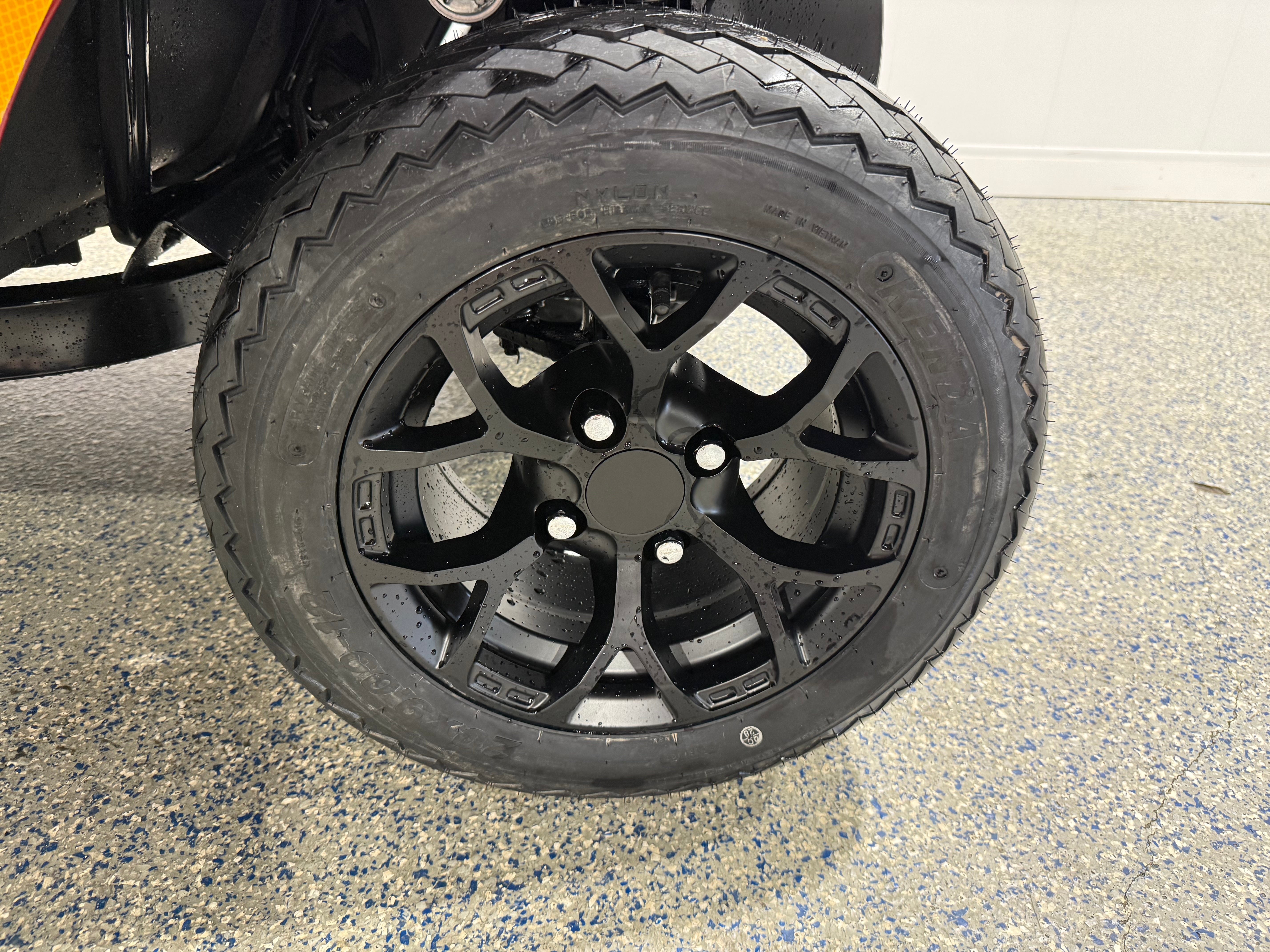 2027 E-Z-GO RXV 4 Valor S+ EFI Gas