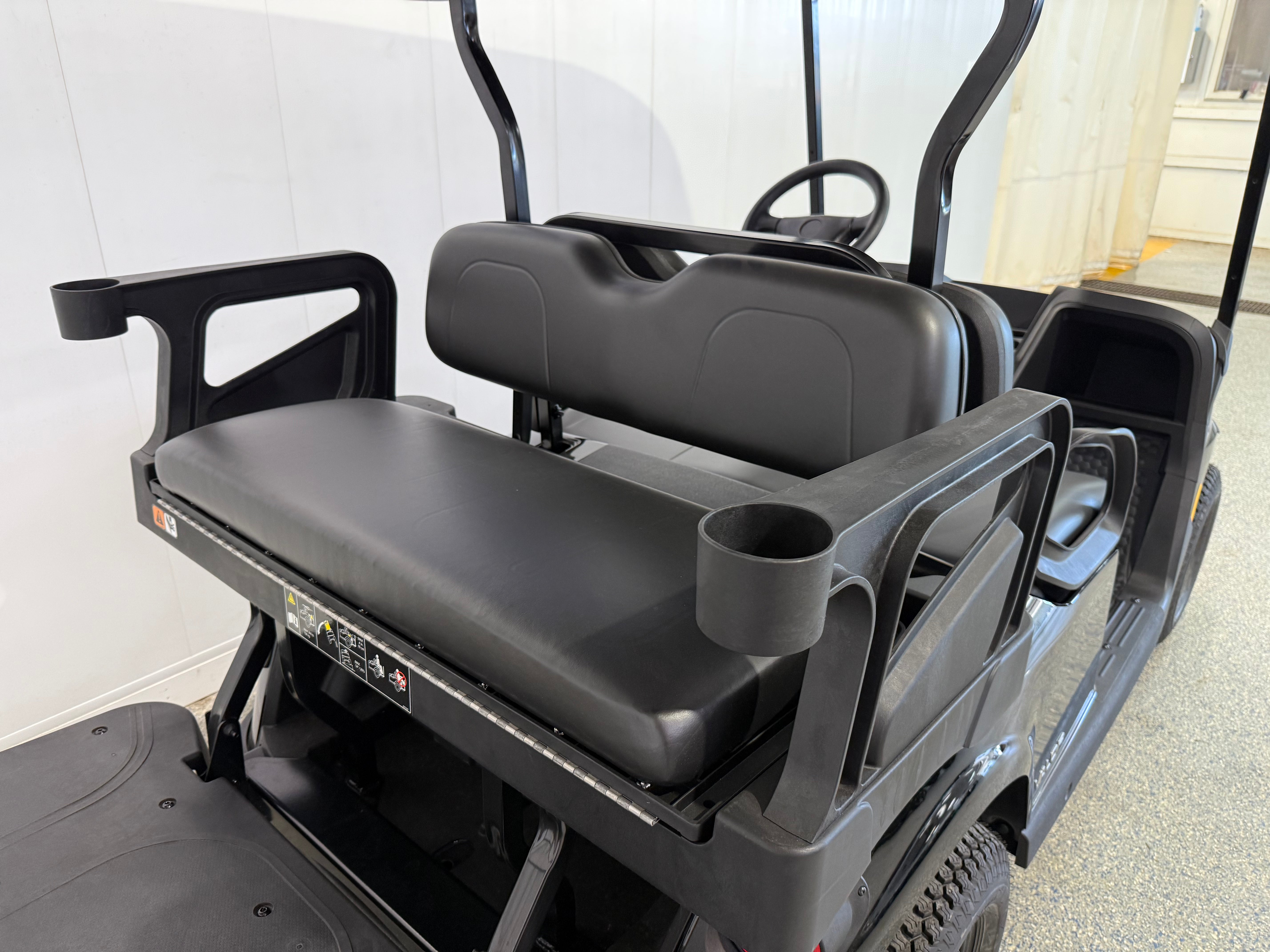 2025 E-Z-GO Valor 4 Passenger EFI Gas