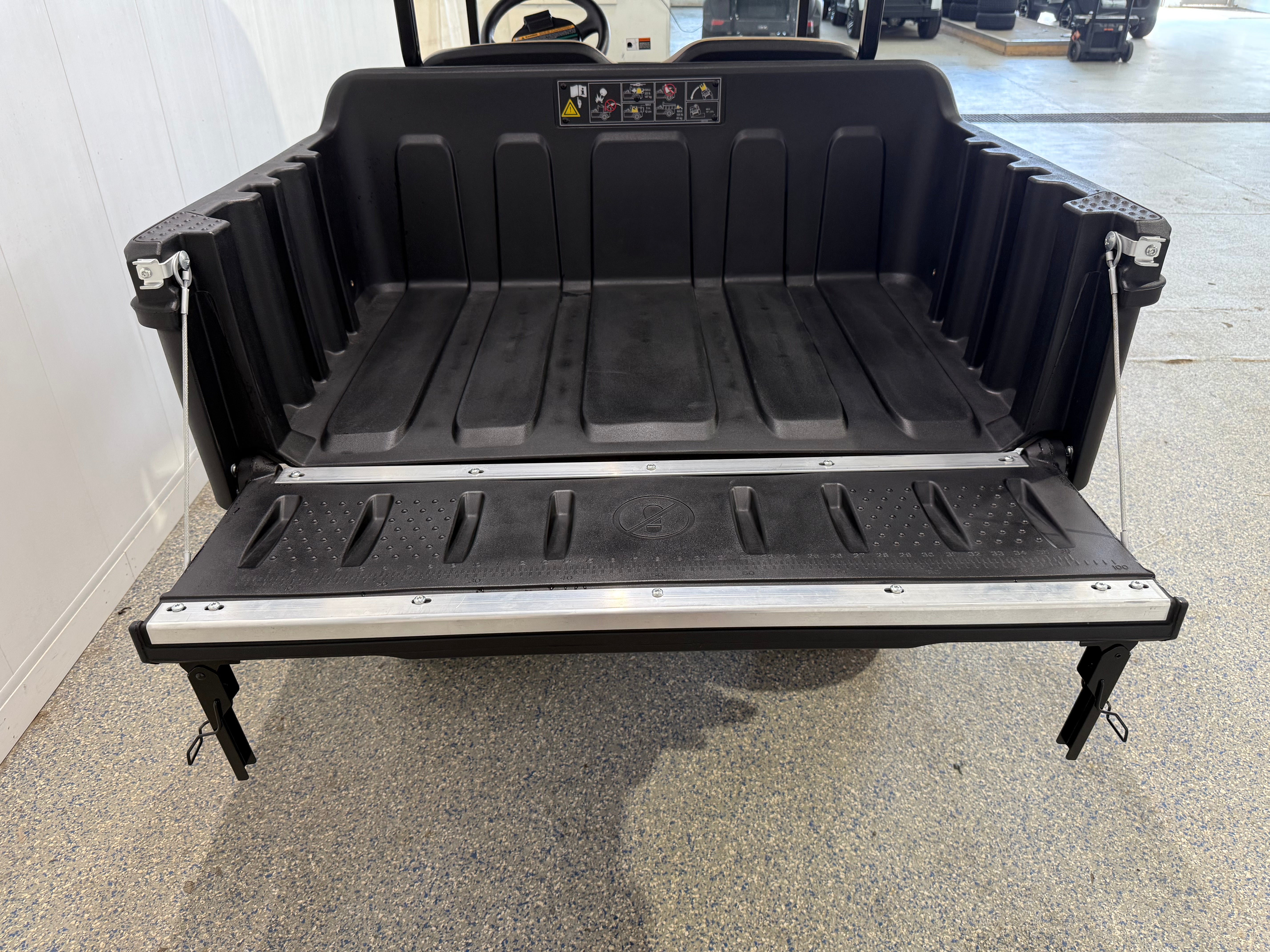2025 Cushman Hauler 800X EFI Gas Demo
