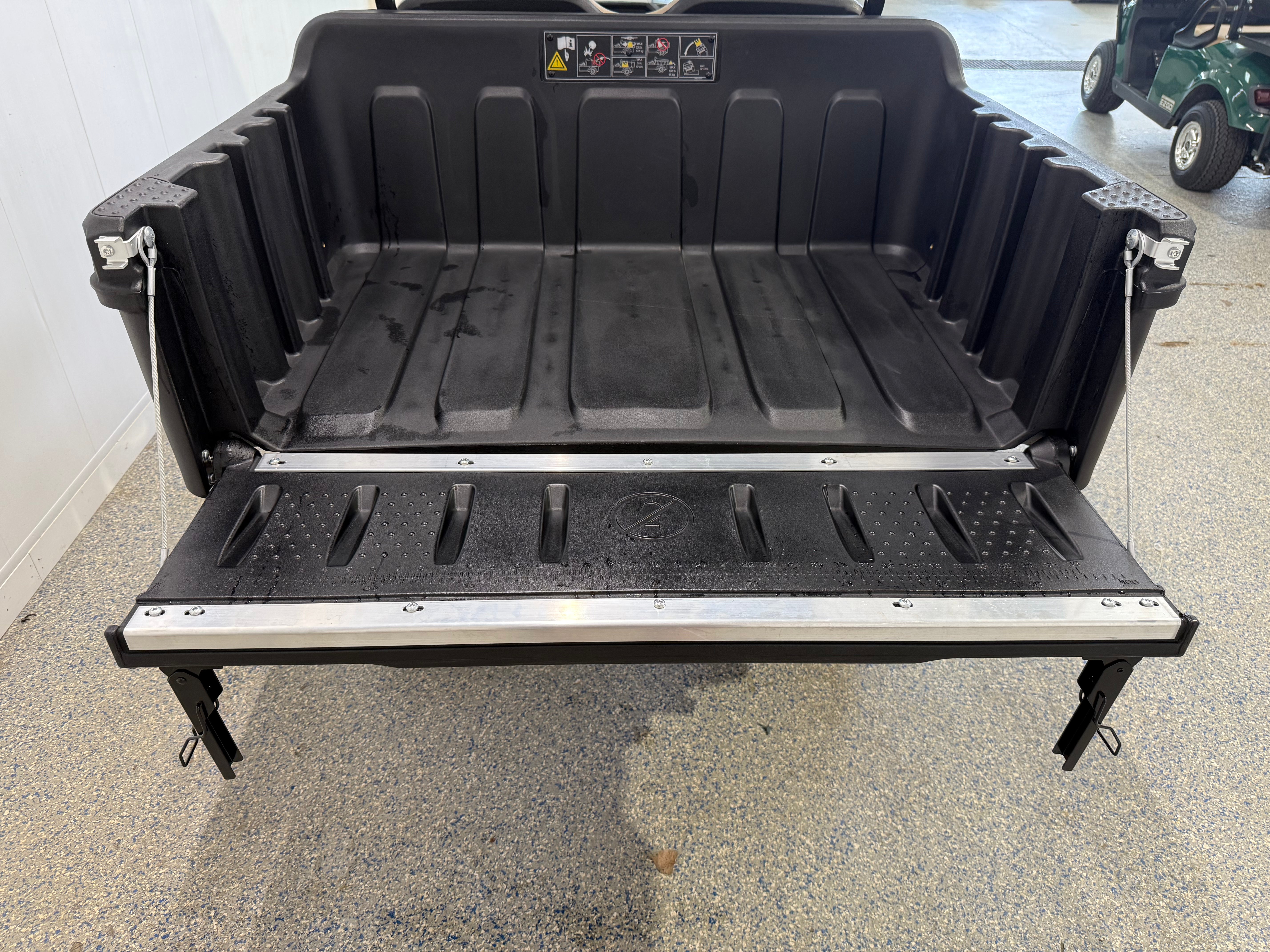 2025 Cushman Hauler 800X EFI Gas Demo