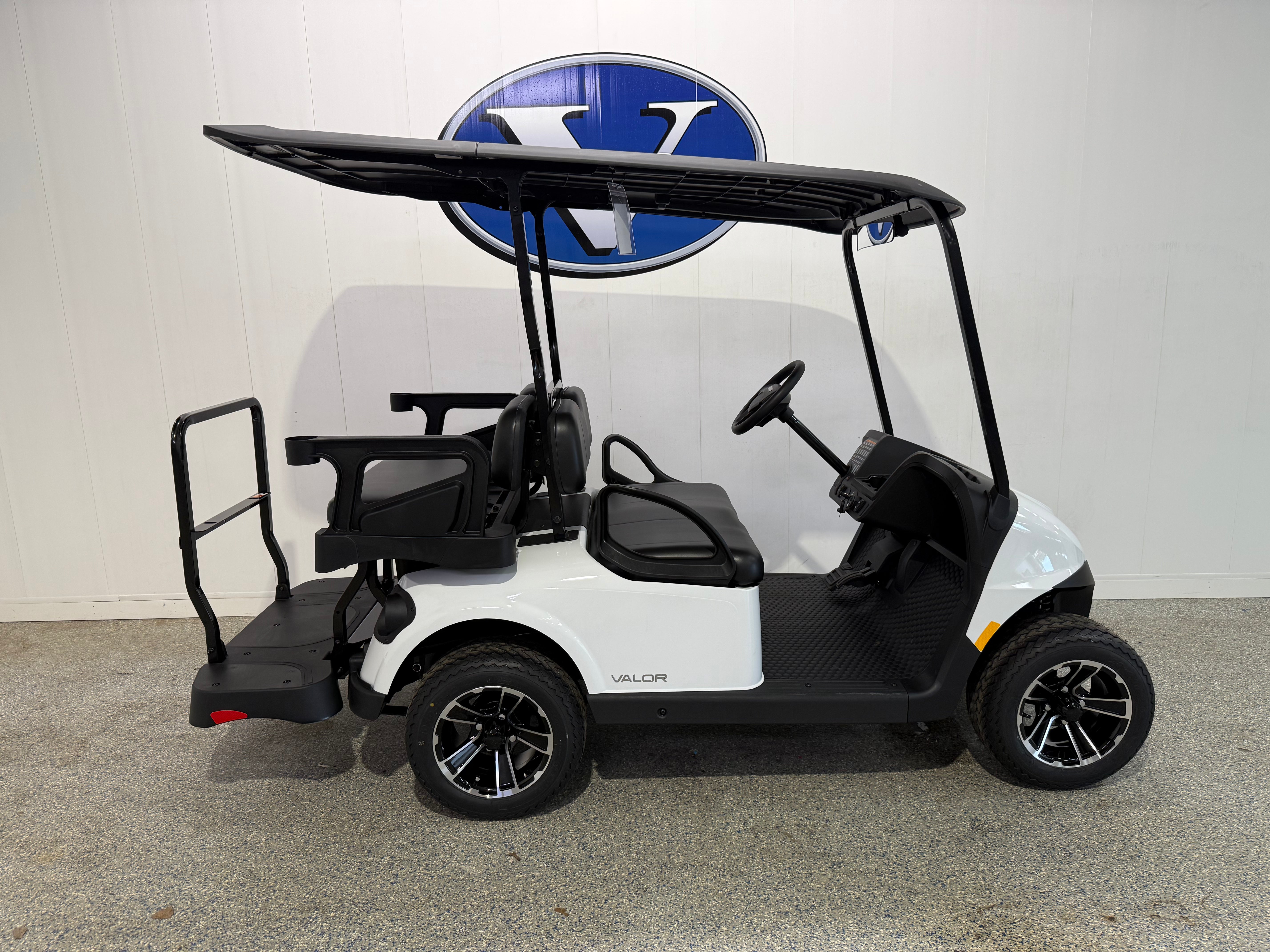 2026 E-Z-GO RXV 4 Valor Gas