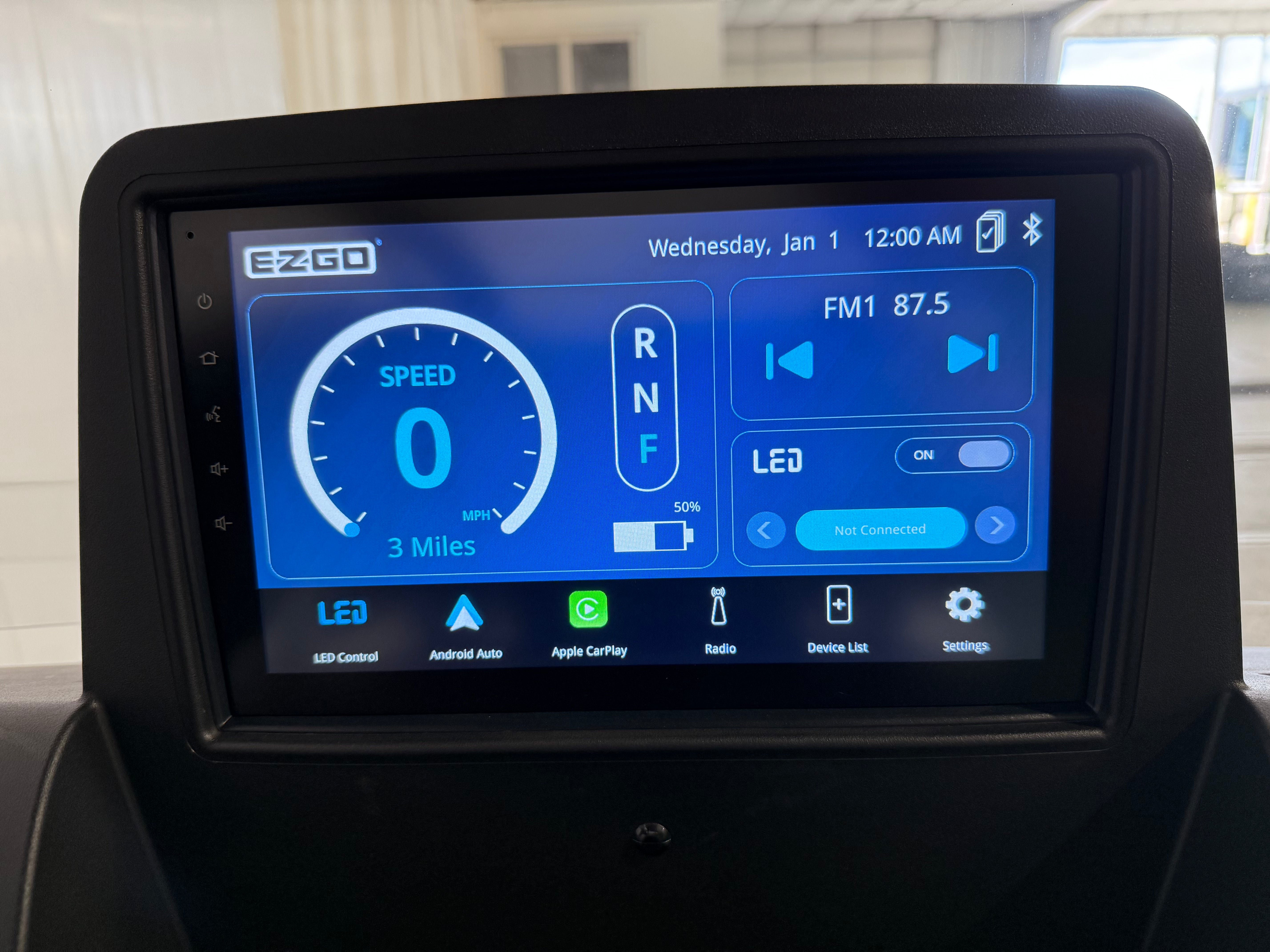 2026 E-Z-GO RXV 4 Summit XT ELiTE - Demo