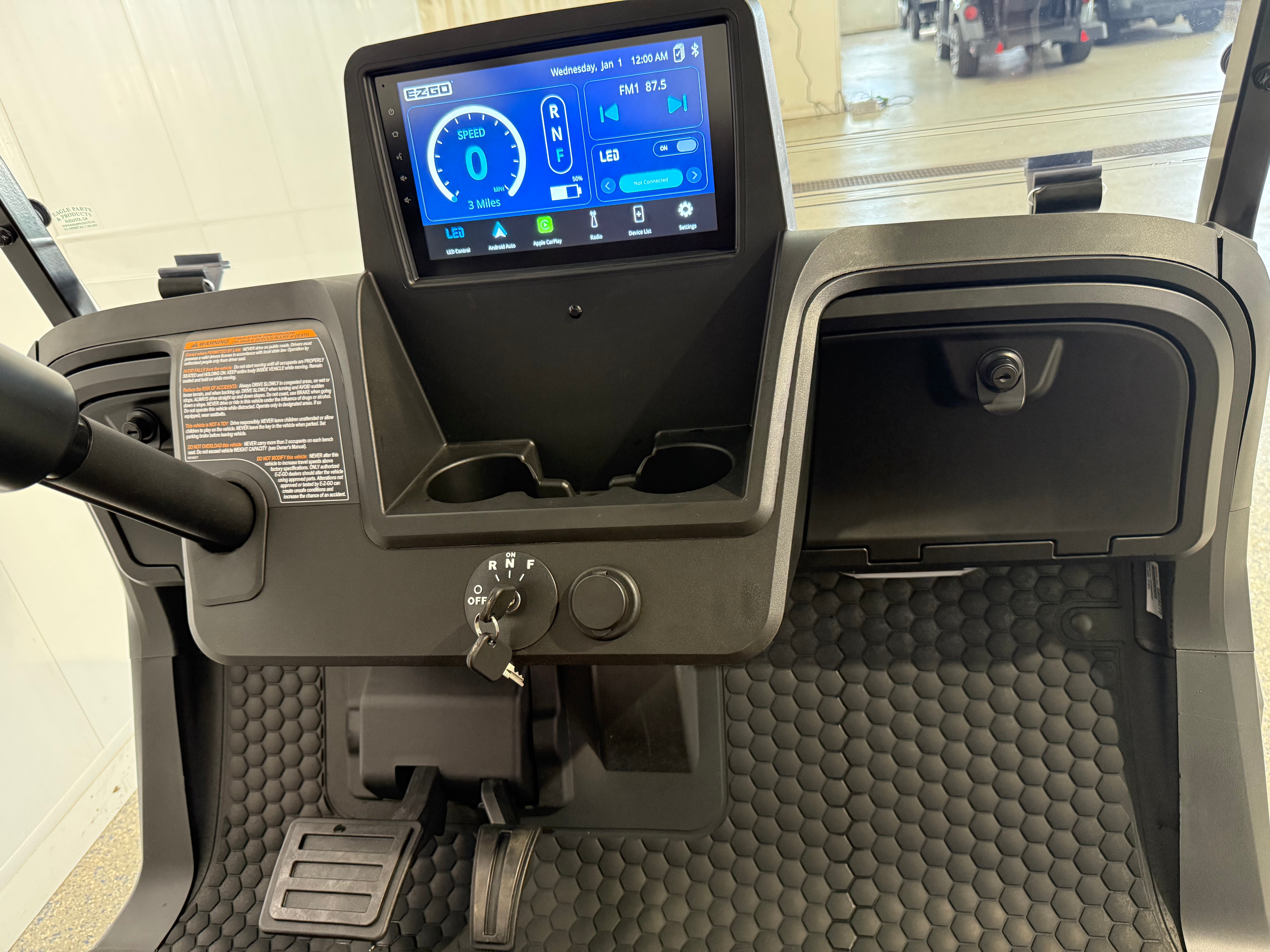 2026 E-Z-GO RXV 4 Summit XT ELiTE - Demo