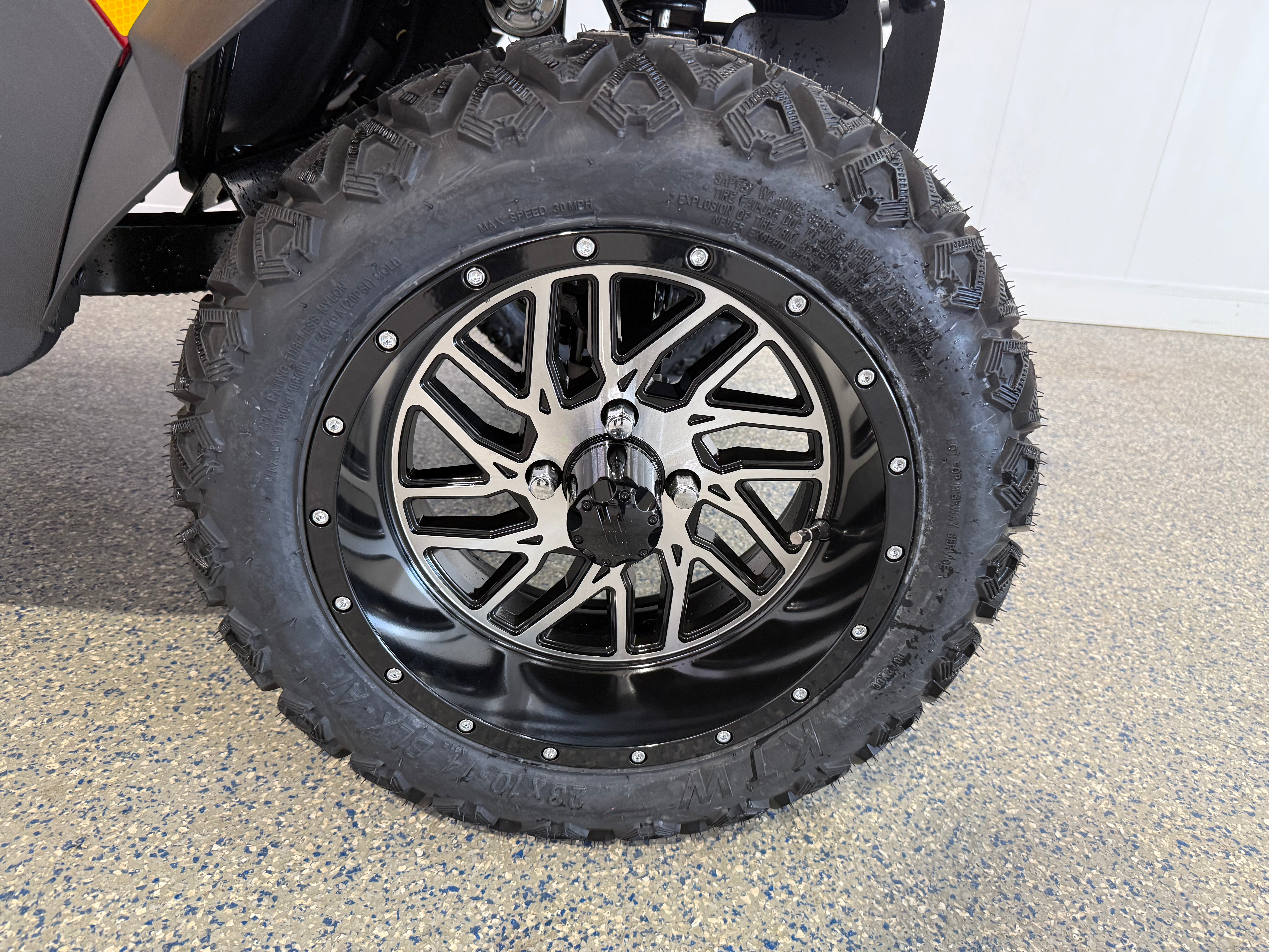 2026 E-Z-GO RXV 4 Summit XT ELiTE - Demo