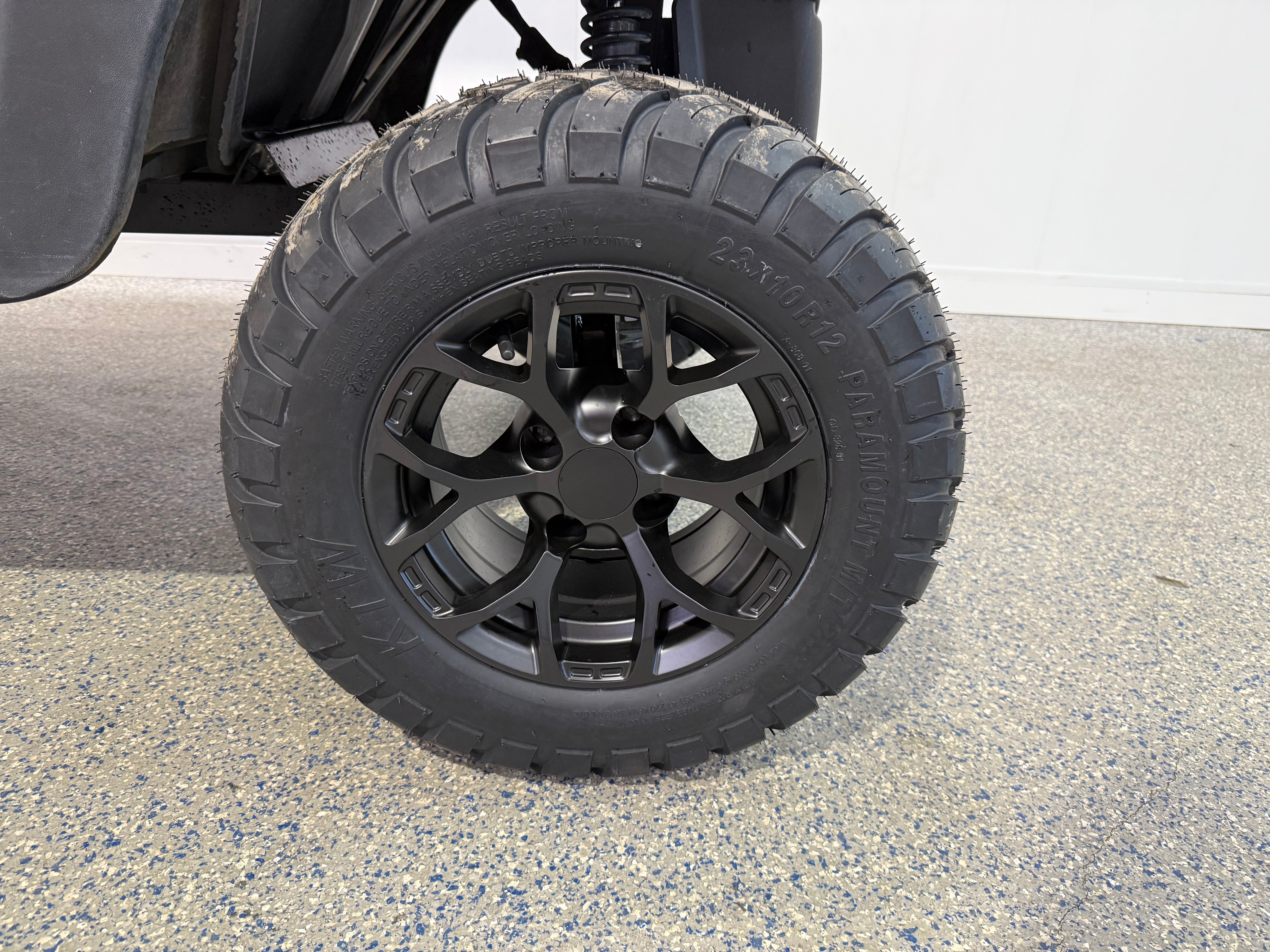 2021 E-Z-GO RXV 4 Passenger Lifted ELiTE