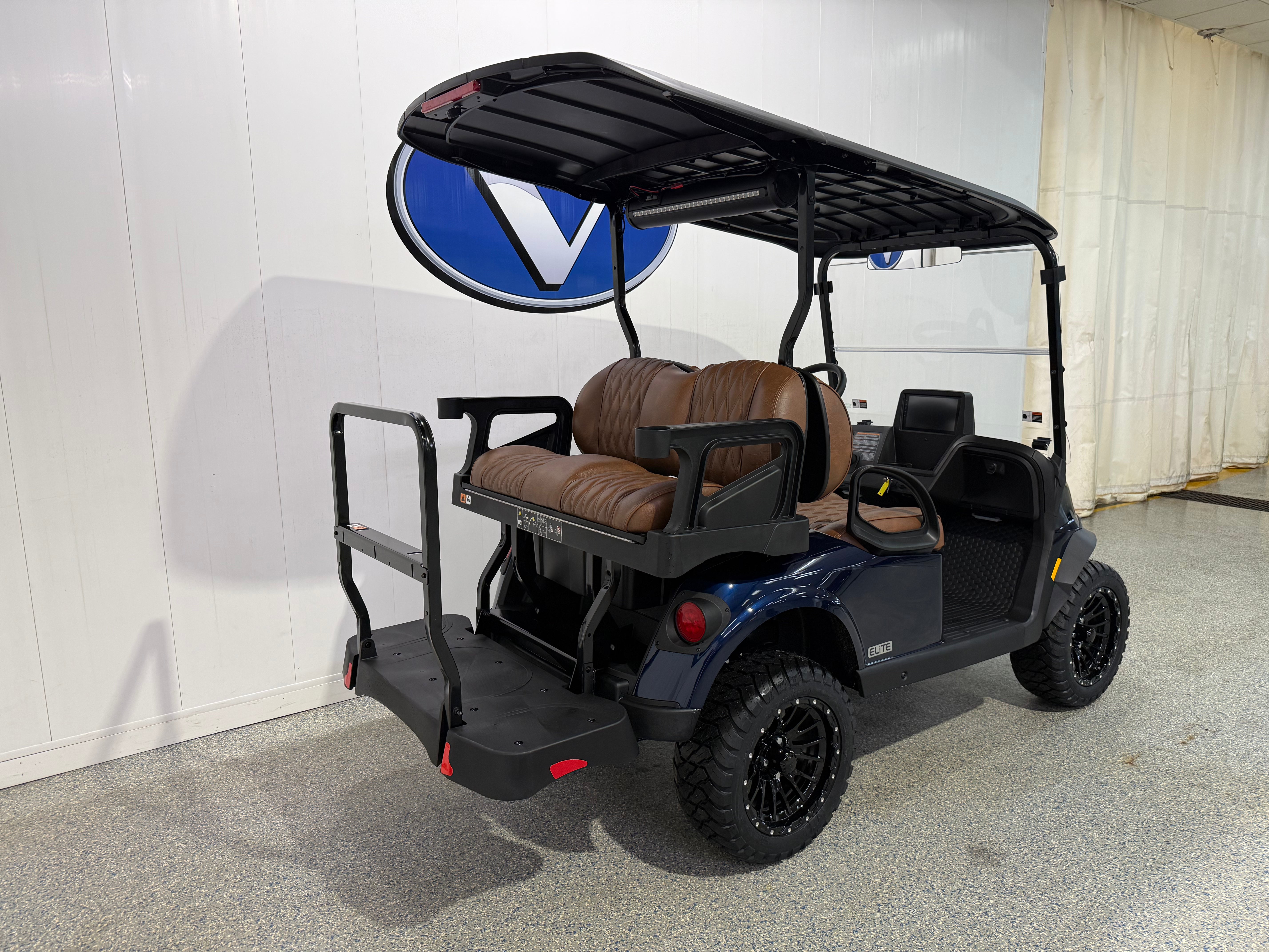 2026 E-Z-GO RXV 4 Summit XT ELiTE