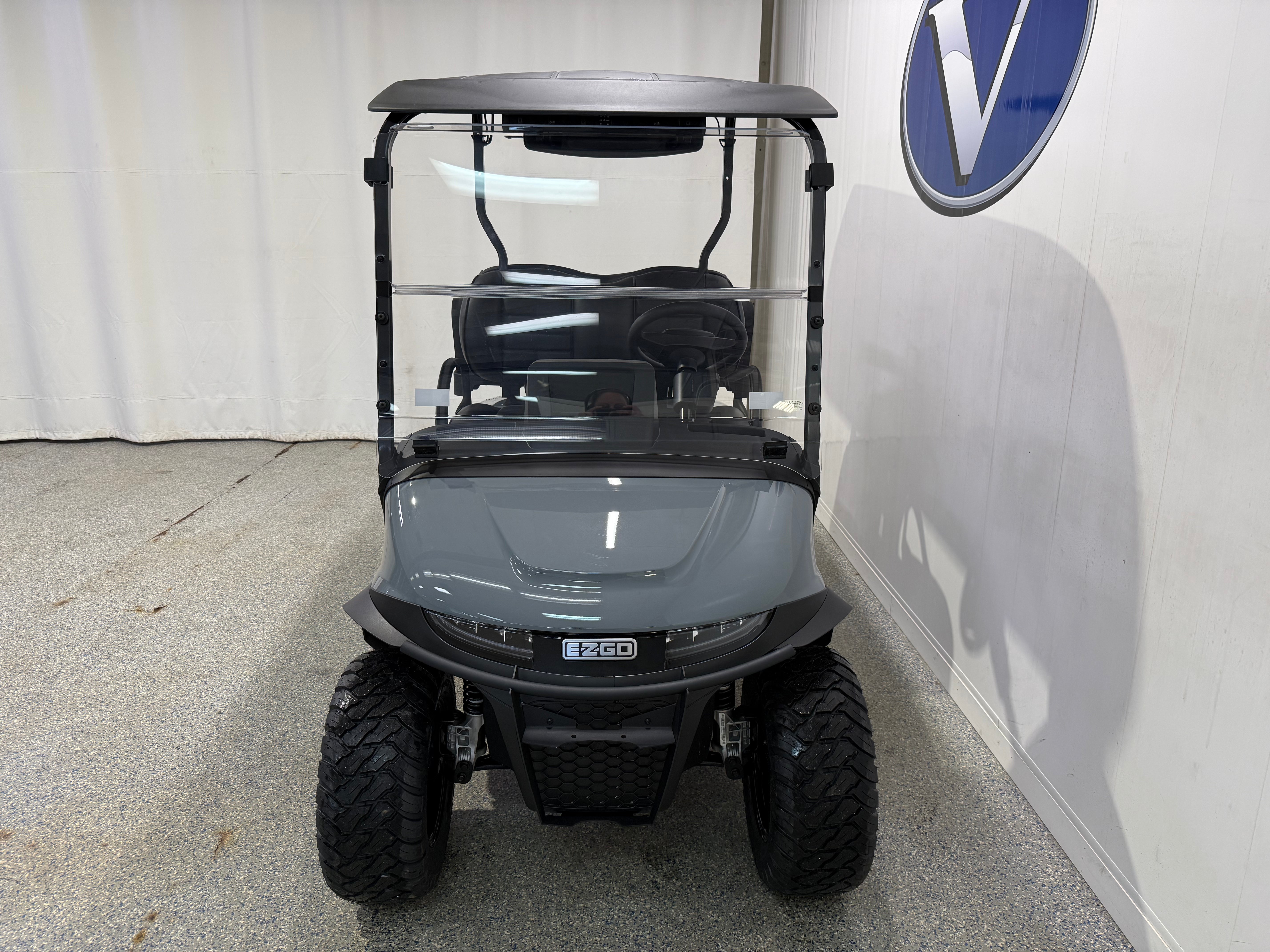 2026 E-Z-GO RXV 4 Summit XT ELiTE Lithium
