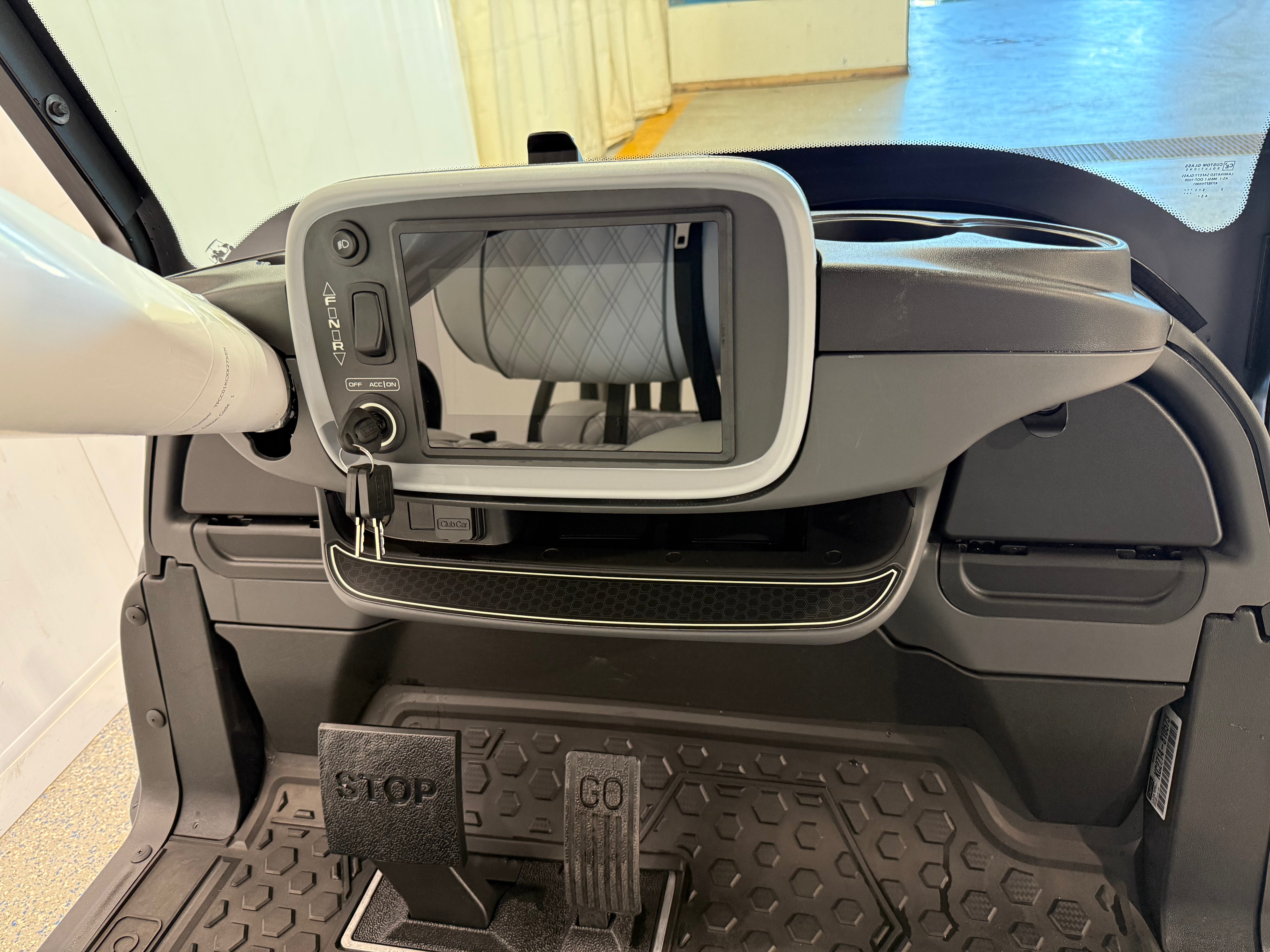 2027 Club Car Onward 4 Forward LSV