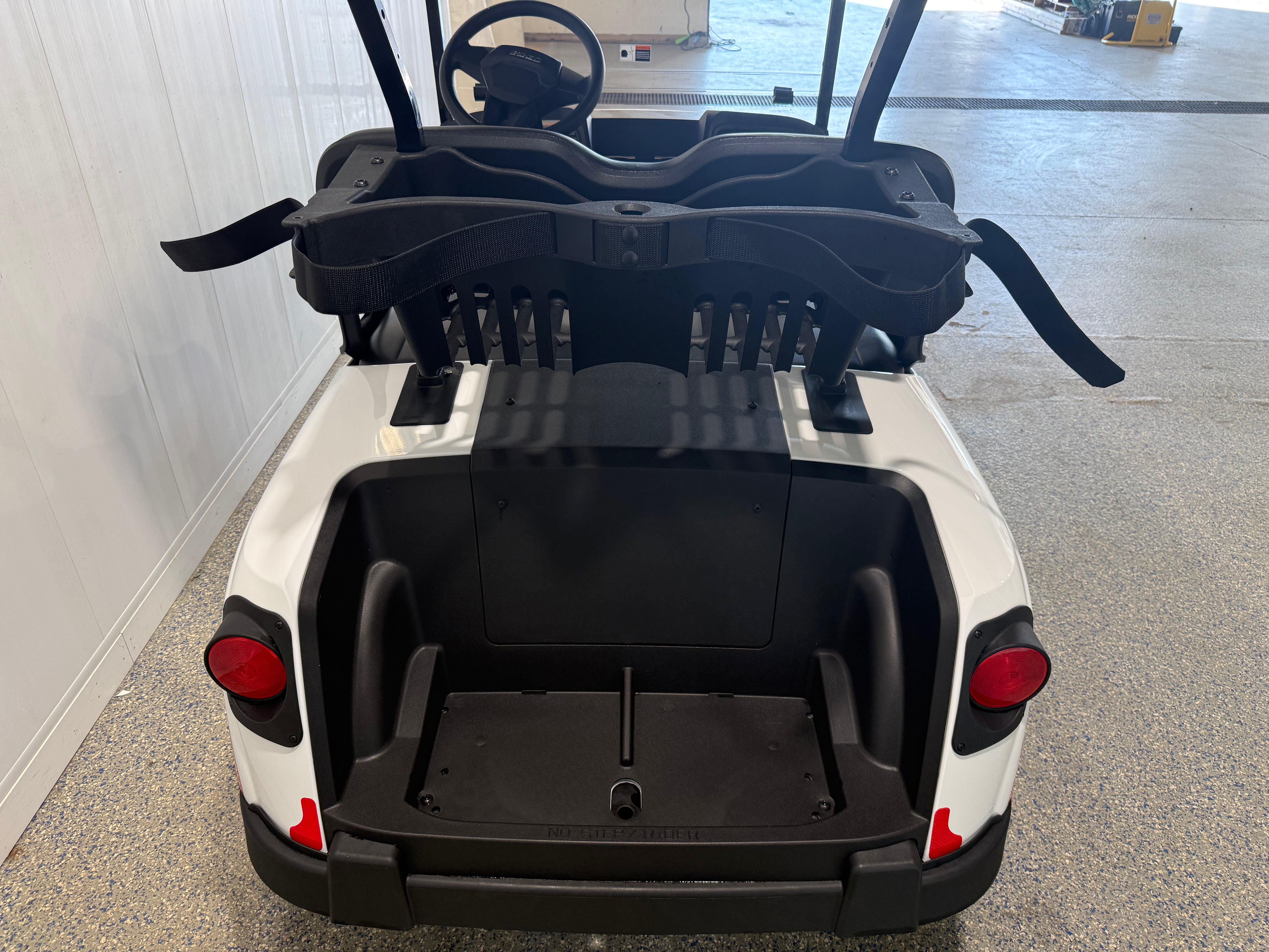 2026 E-Z-GO RXV 2 Valor S+ 48V