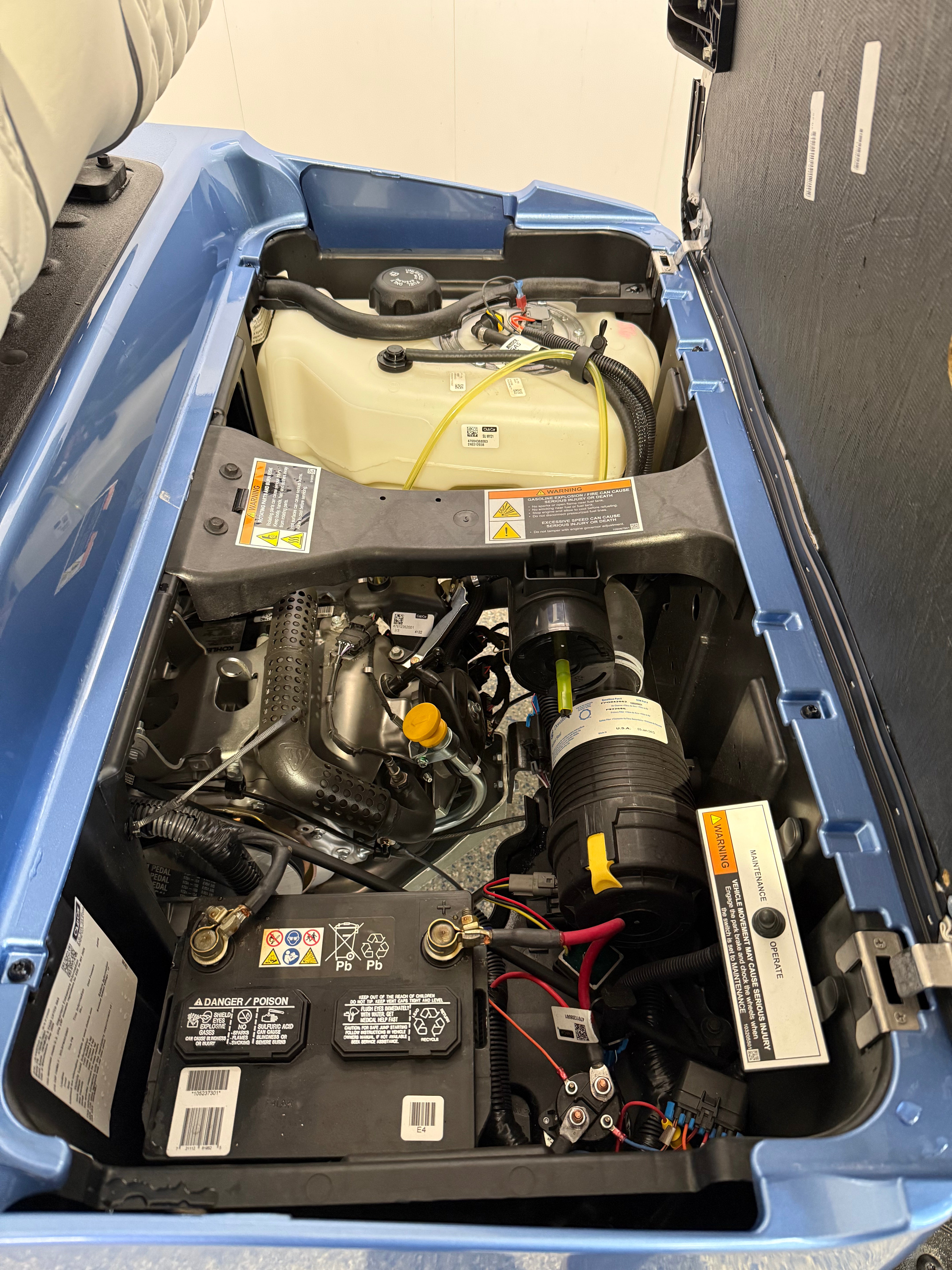 2025 Club Car Onward 6 Passenger Lifted Gas