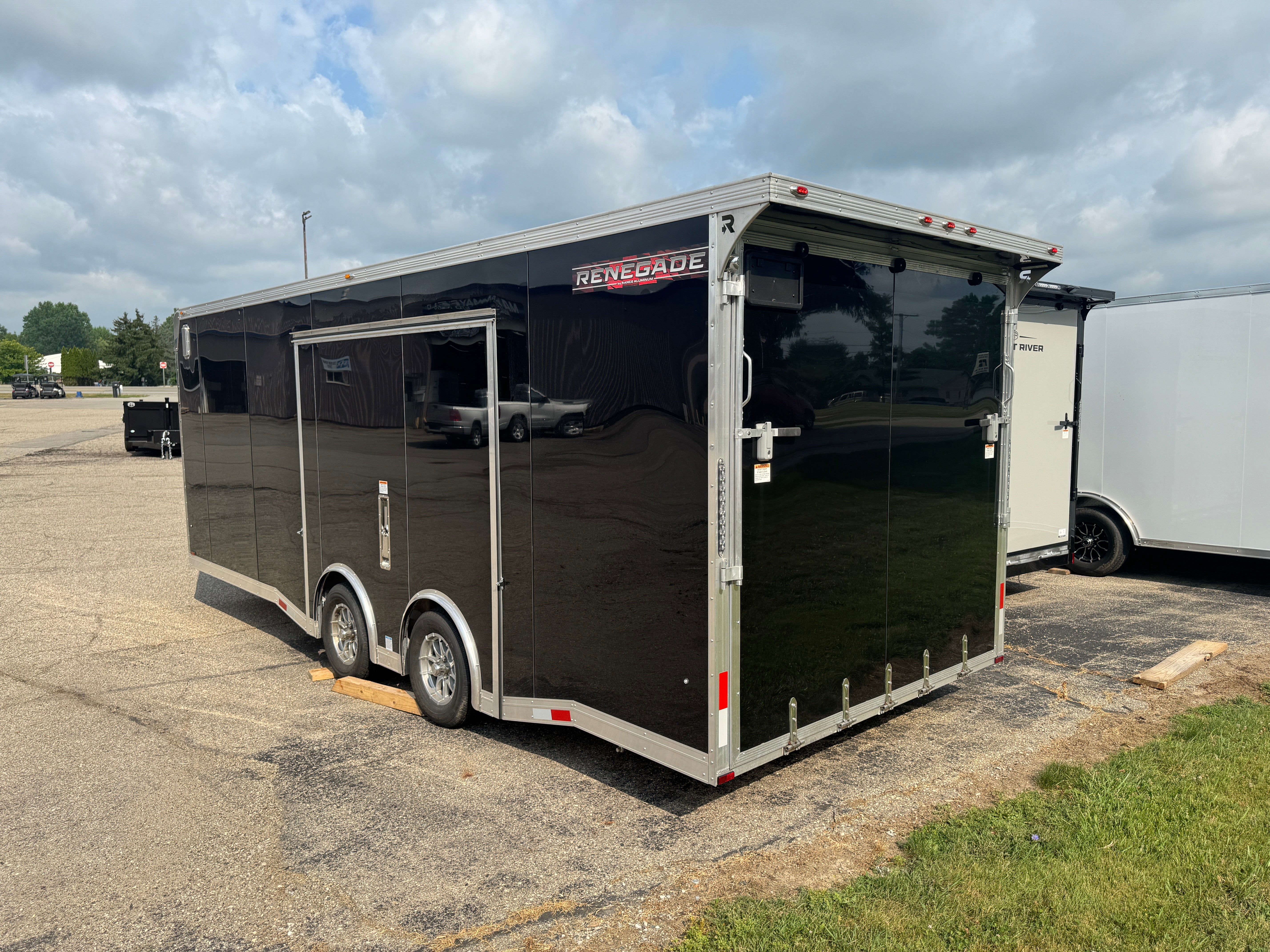 2025 Renegade Aluminum 8.5' x 22' Enclosed Car Hauler - DEMO