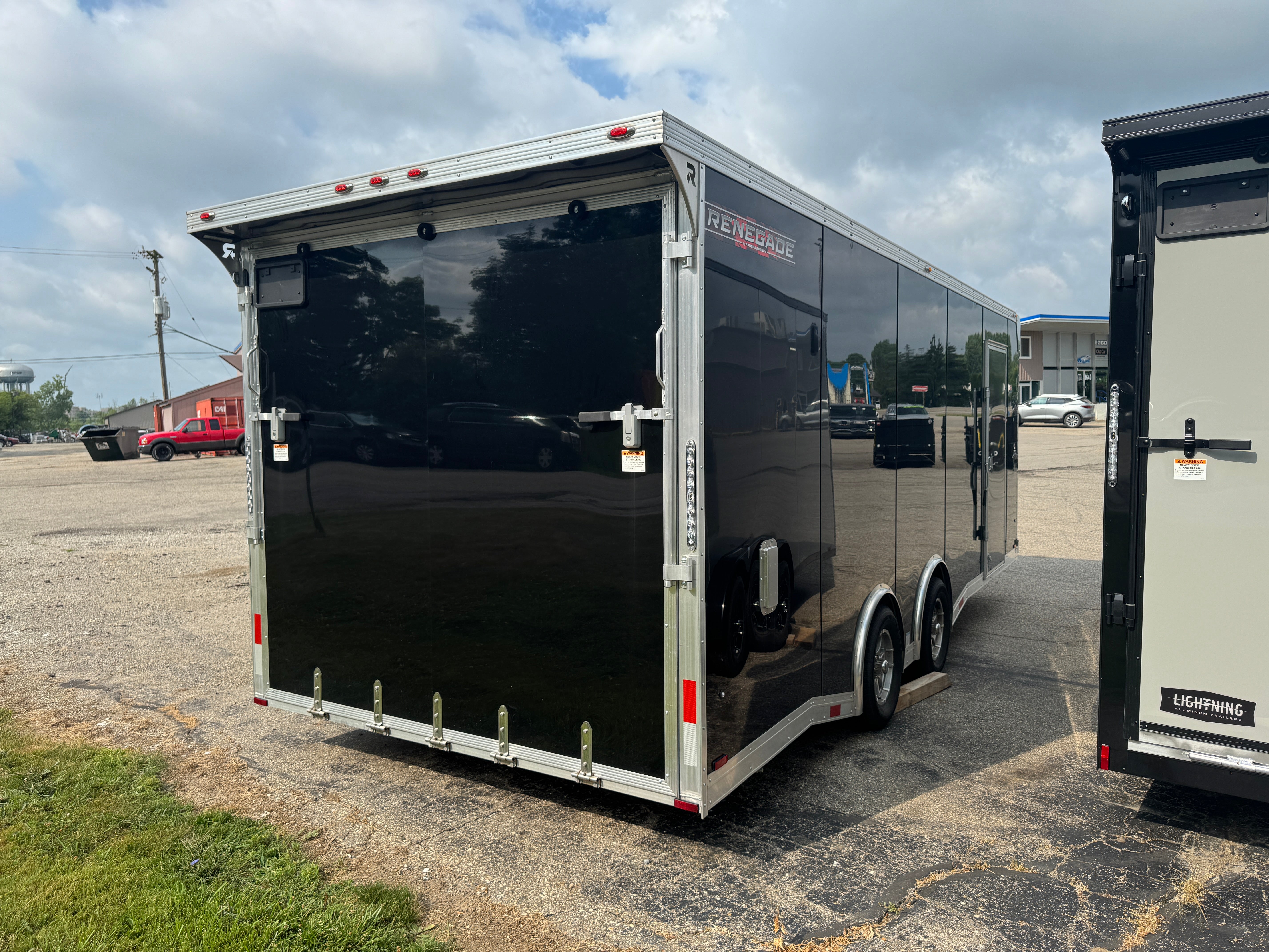 2025 Renegade Aluminum 8.5' x 22' Enclosed Car Hauler - DEMO