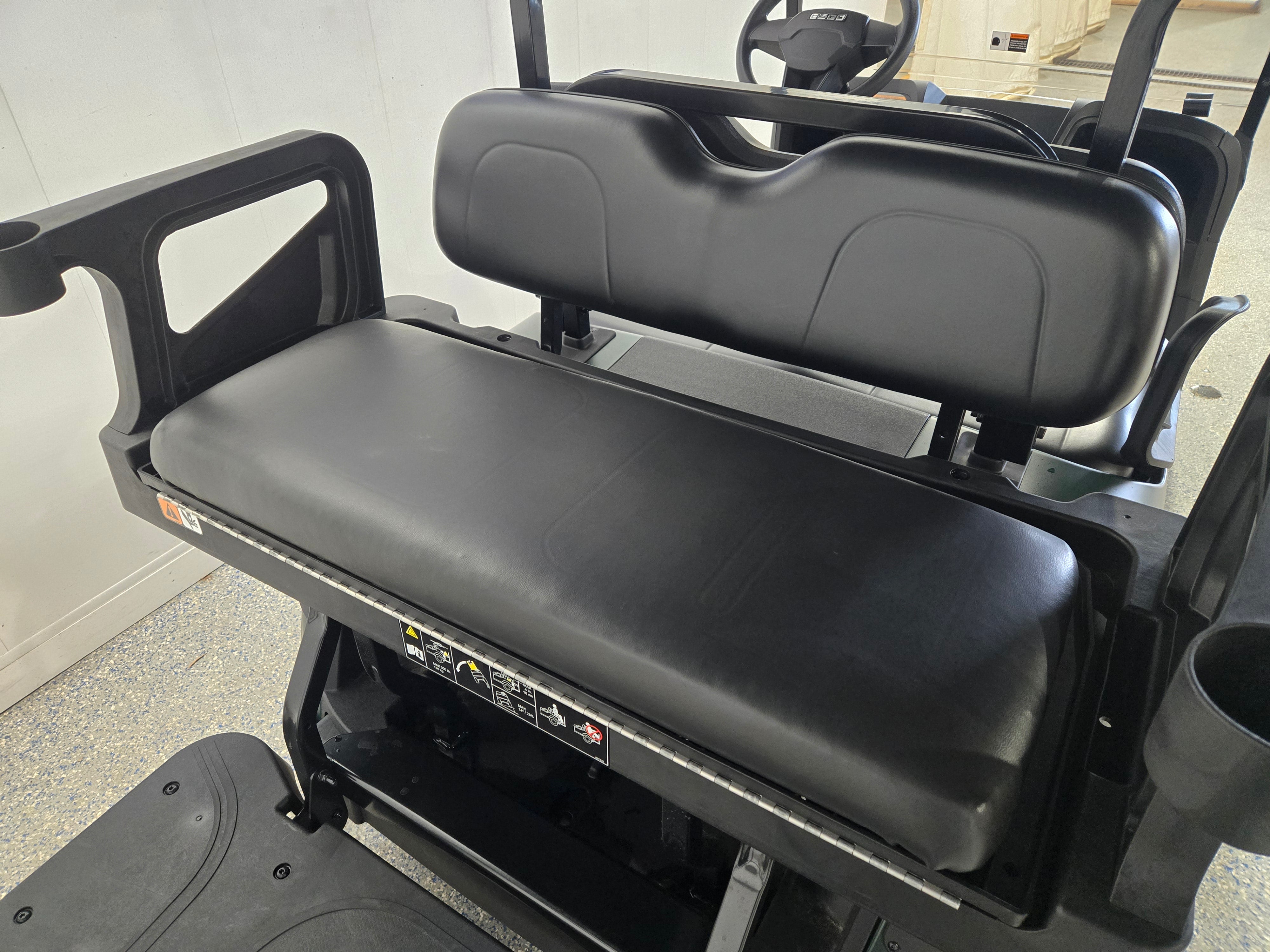 2026 E-Z-GO RXV 4 Valor S+ EX1 Sport