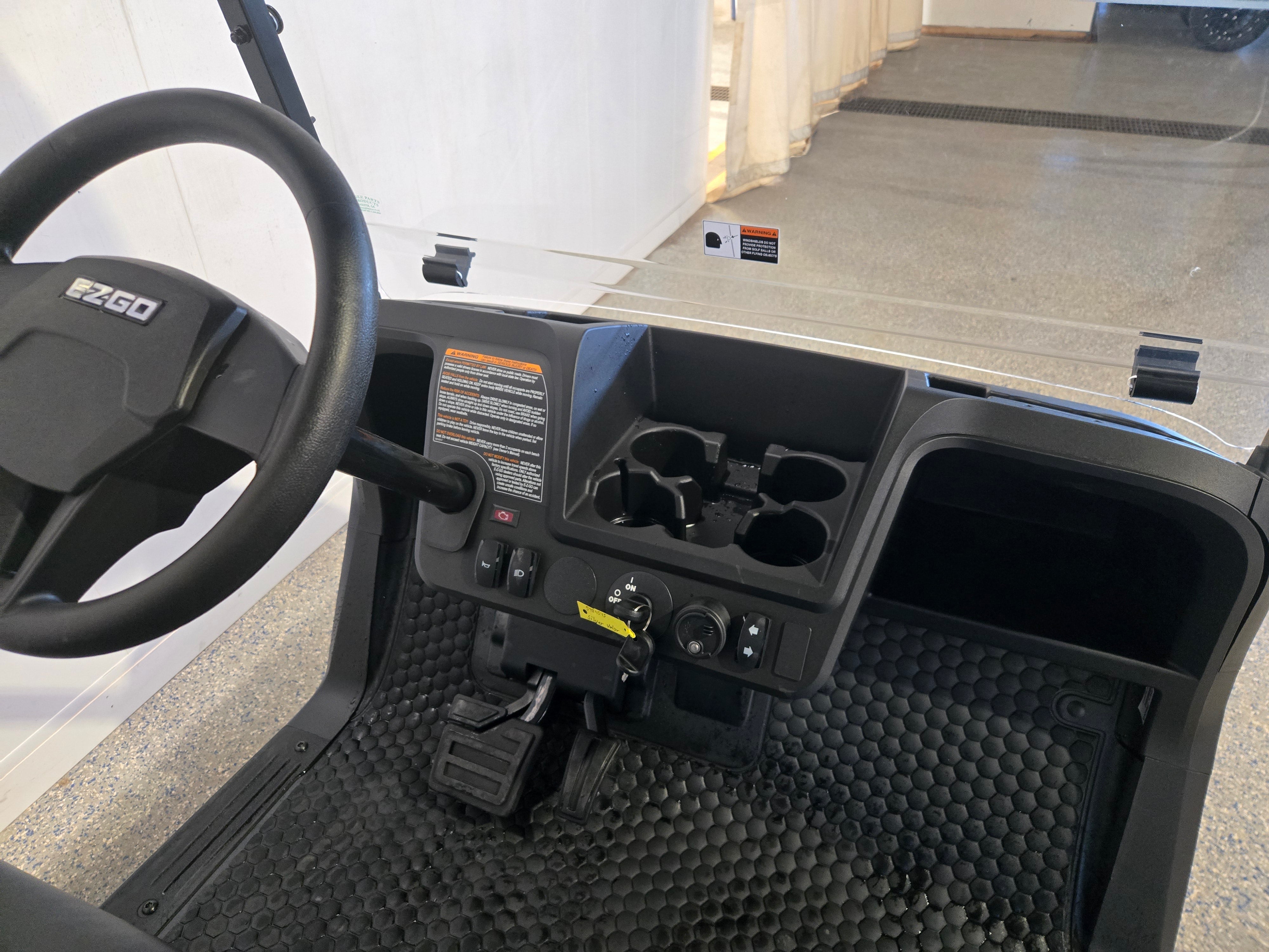 2026 E-Z-GO RXV 4 Valor S+ EX1 Sport