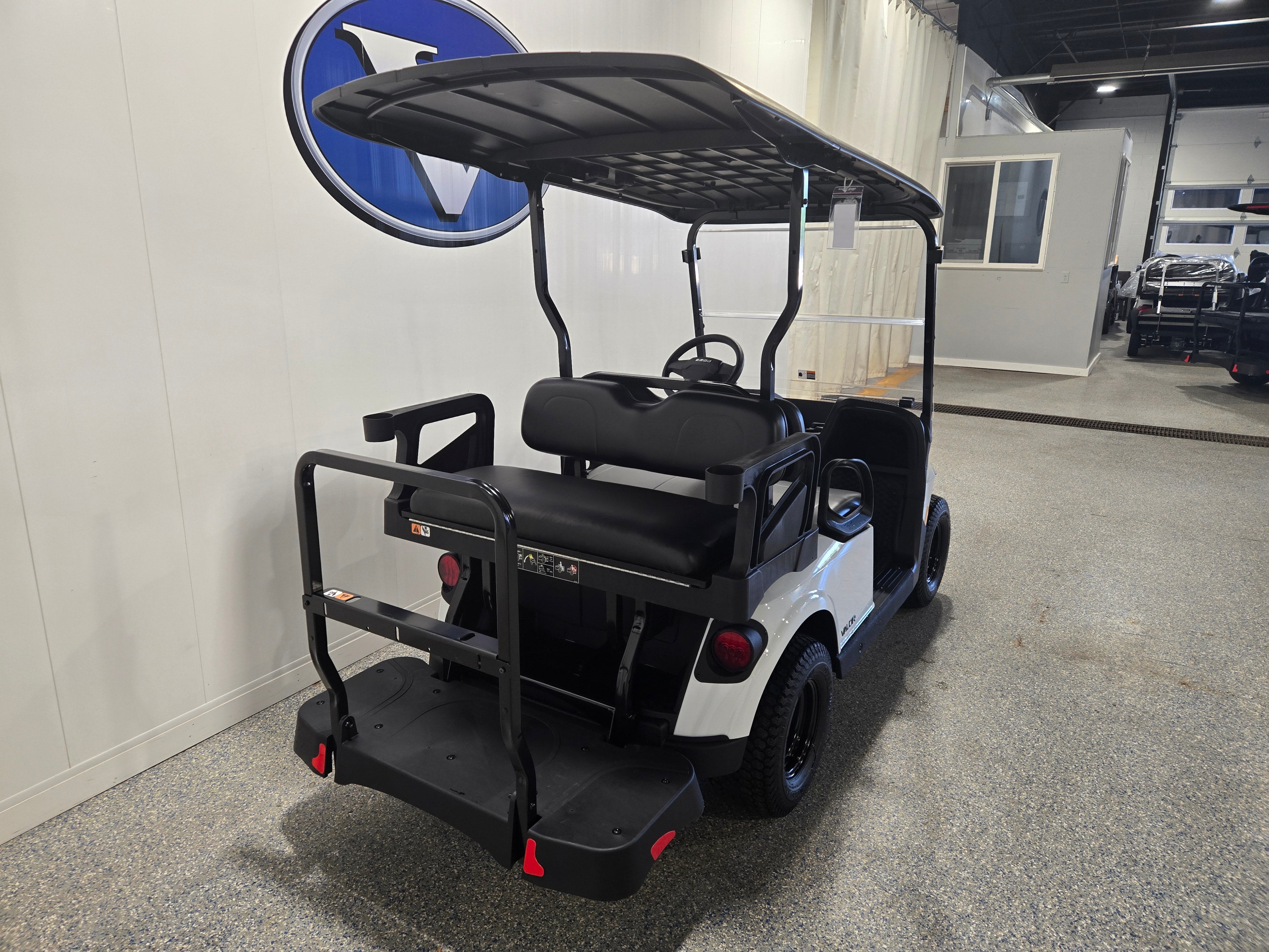 2027 E-Z-GO RXV 4 Valor S EFI Gas