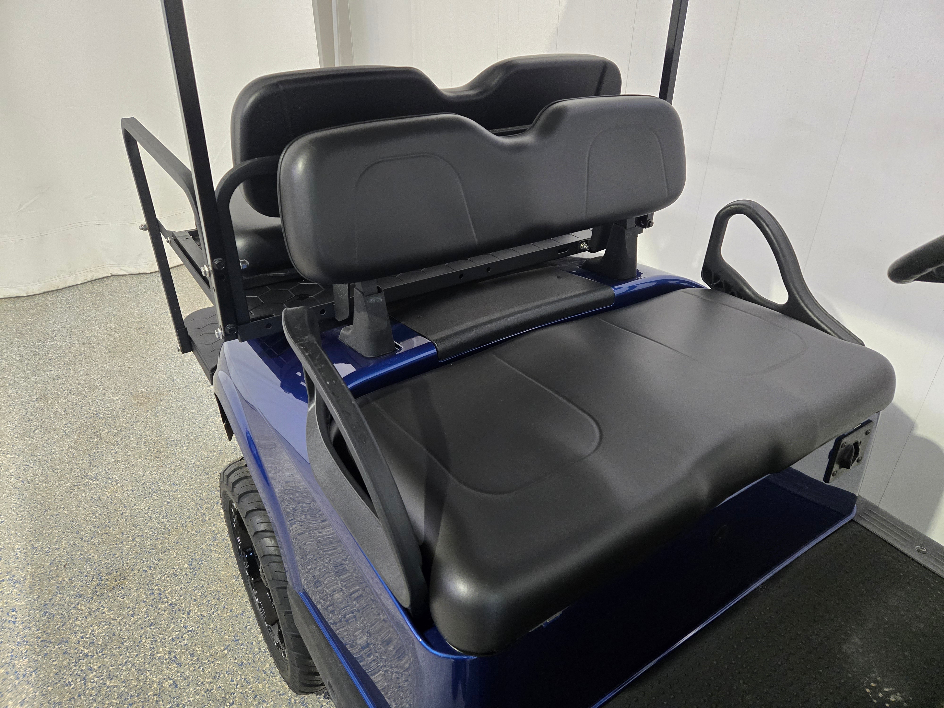 2021 E-Z-GO RXV 4 Passenger Lifted ELiTE