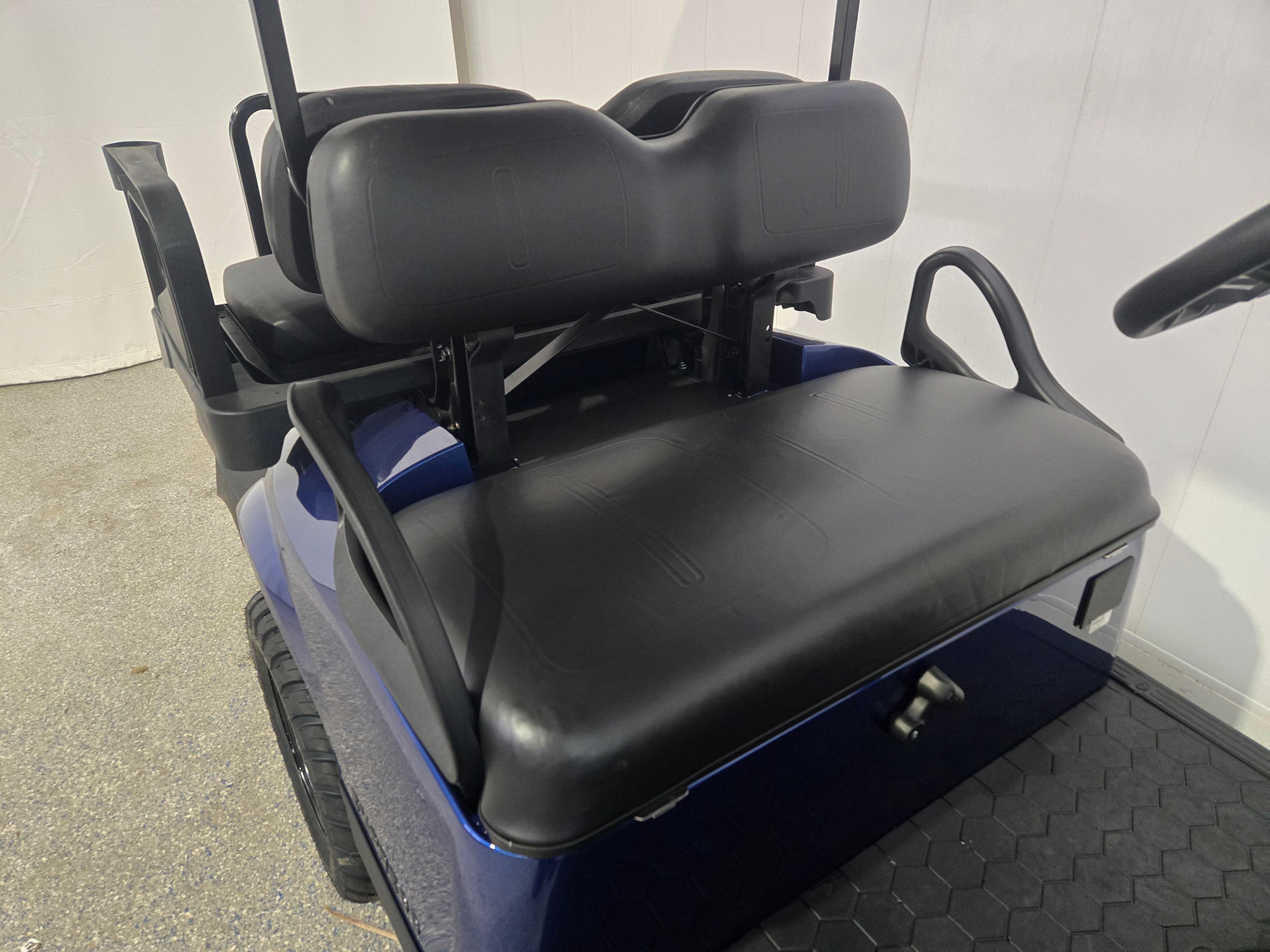 2025 E-Z-GO Express 4 Gas