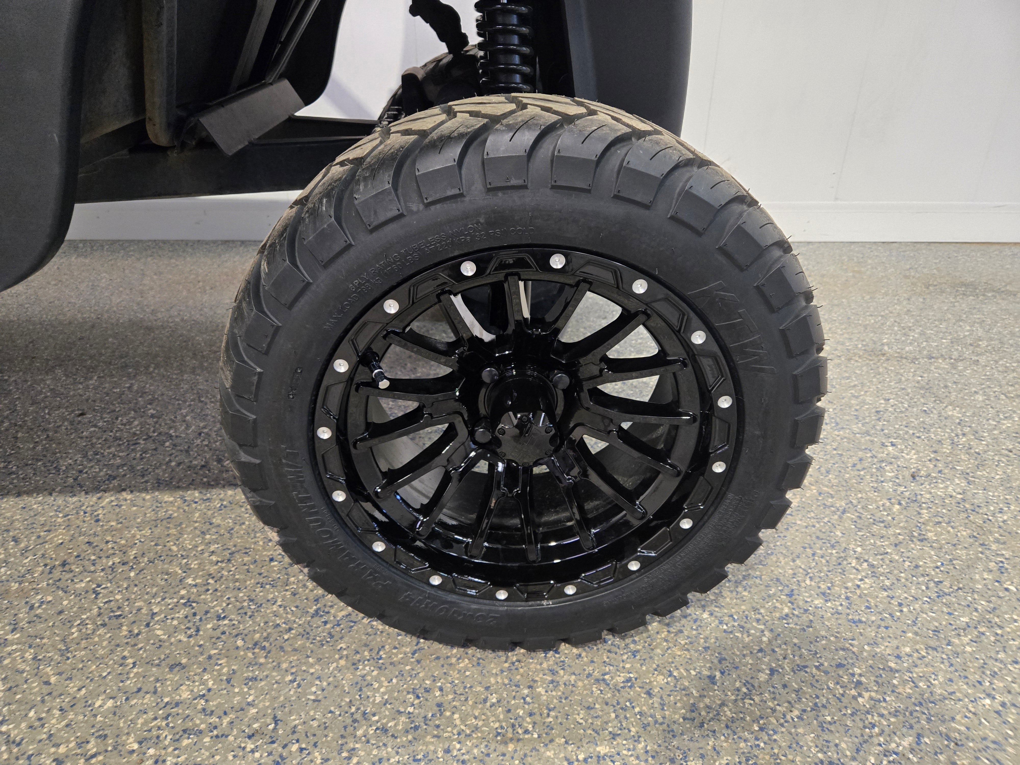 2021 E-Z-GO RXV 4 Passenger Lifted ELiTE
