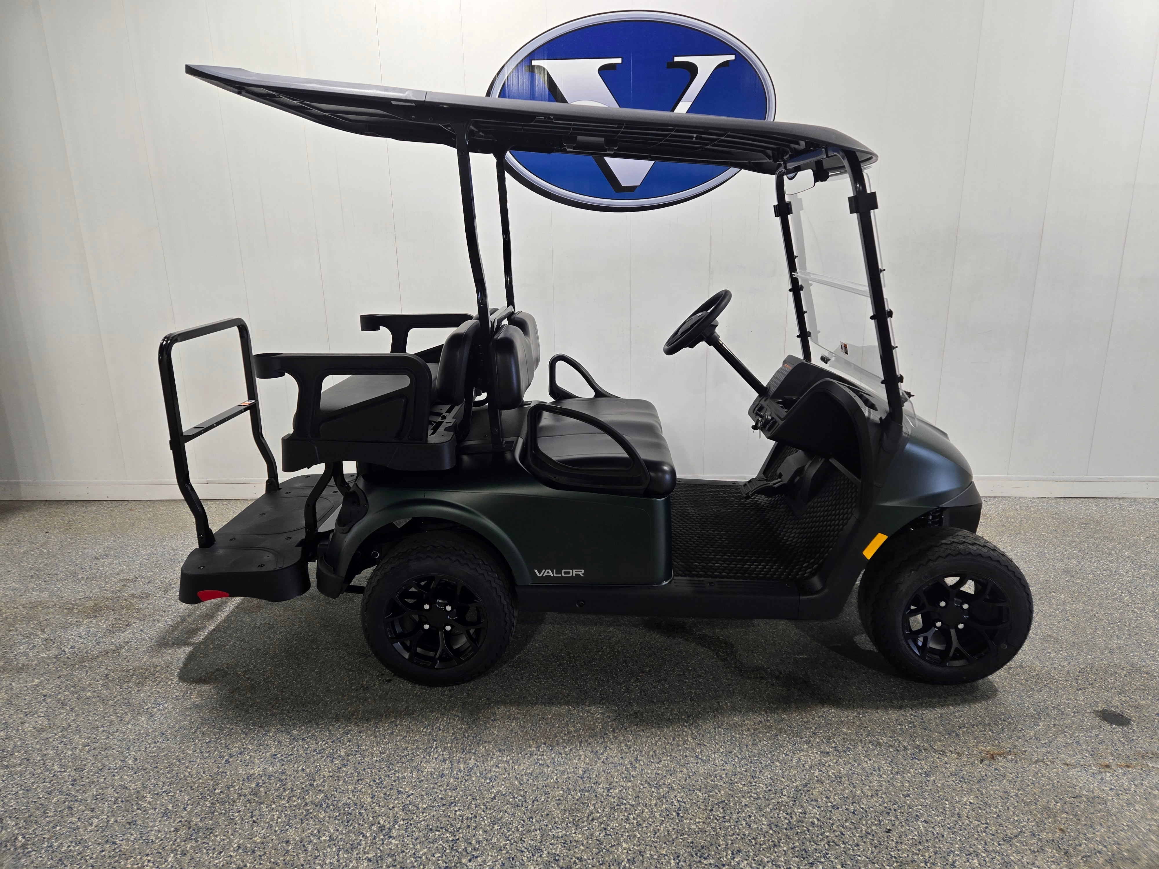 2026 E-Z-GO RXV 4 Valor S+ EX1 Sport