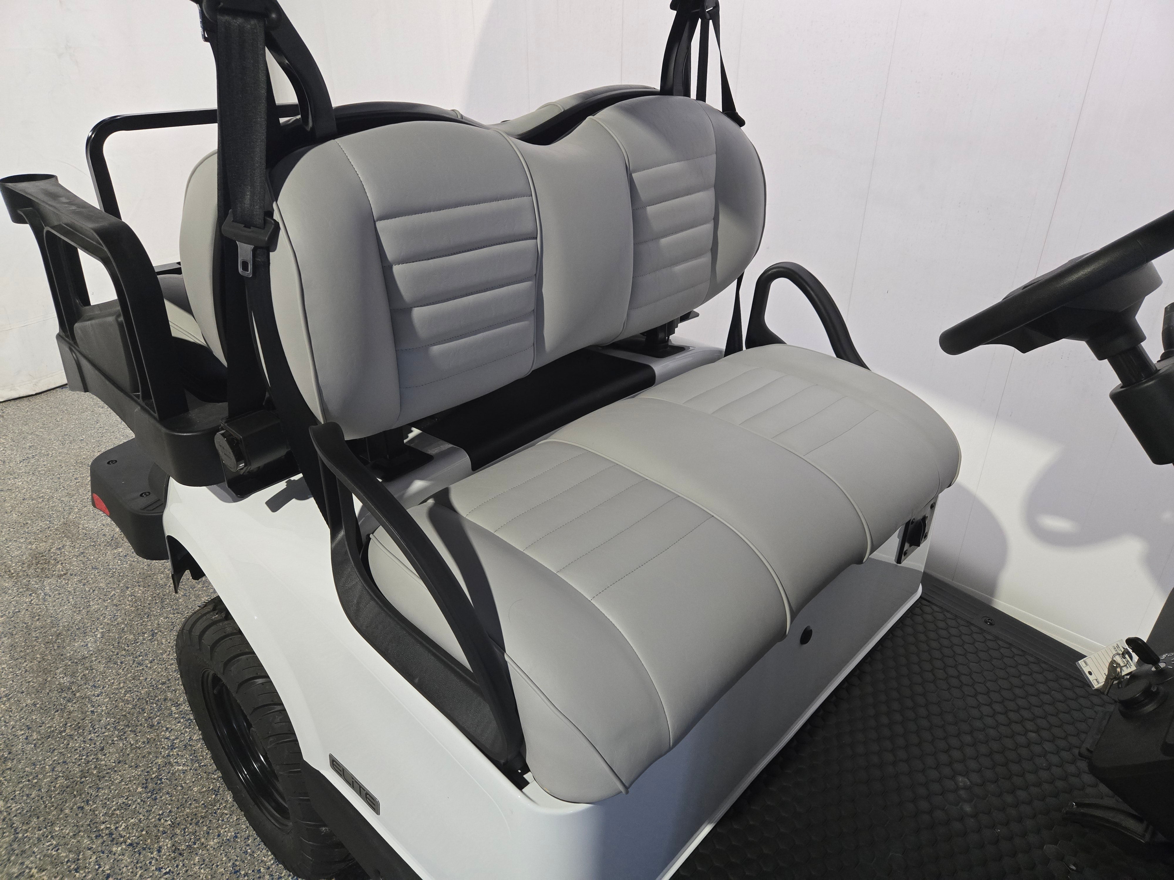 2026 E-Z-GO RXV 4 Summit XTL ELiTE