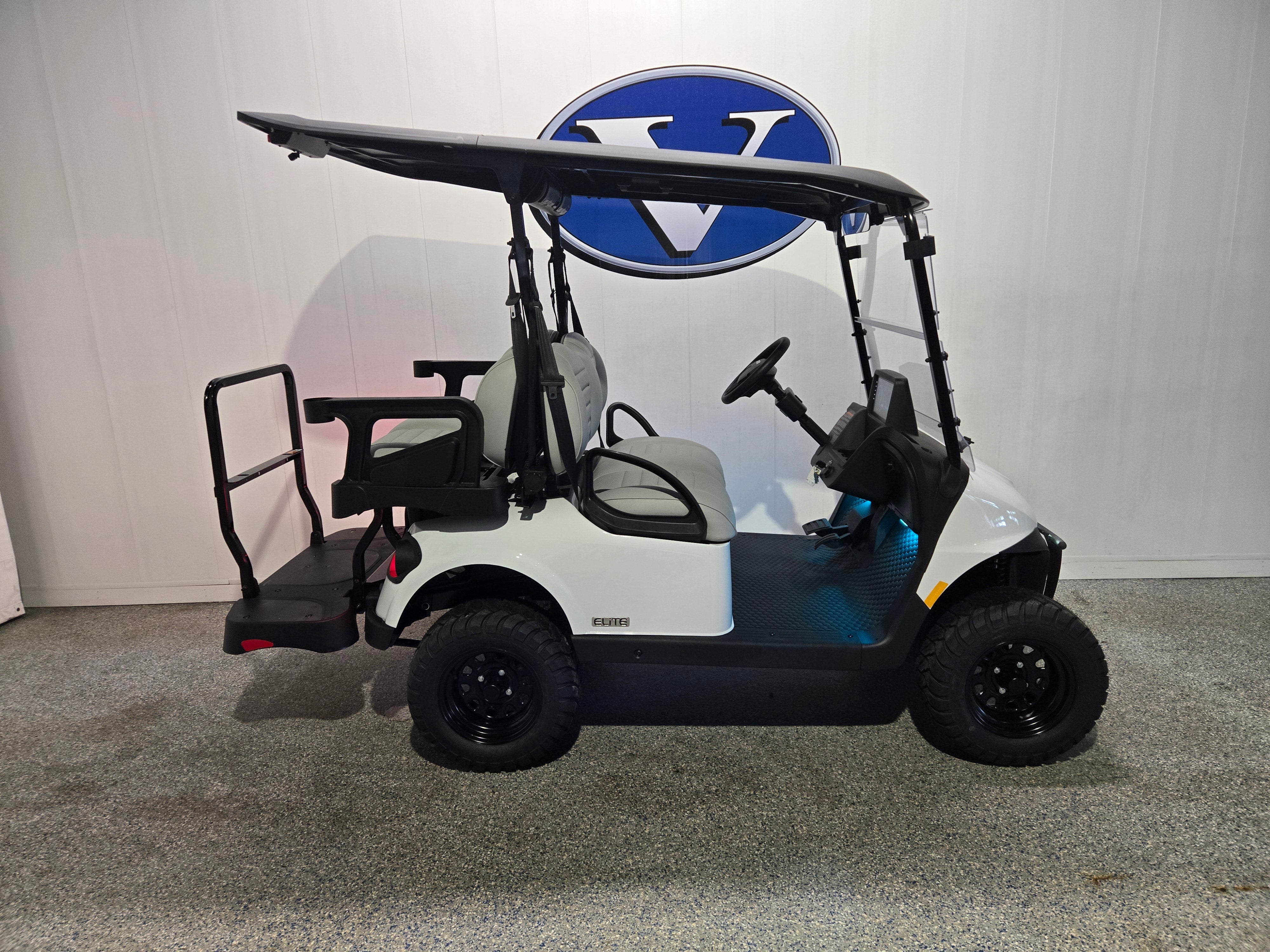 2026 E-Z-GO RXV 4 Summit XTL ELiTE