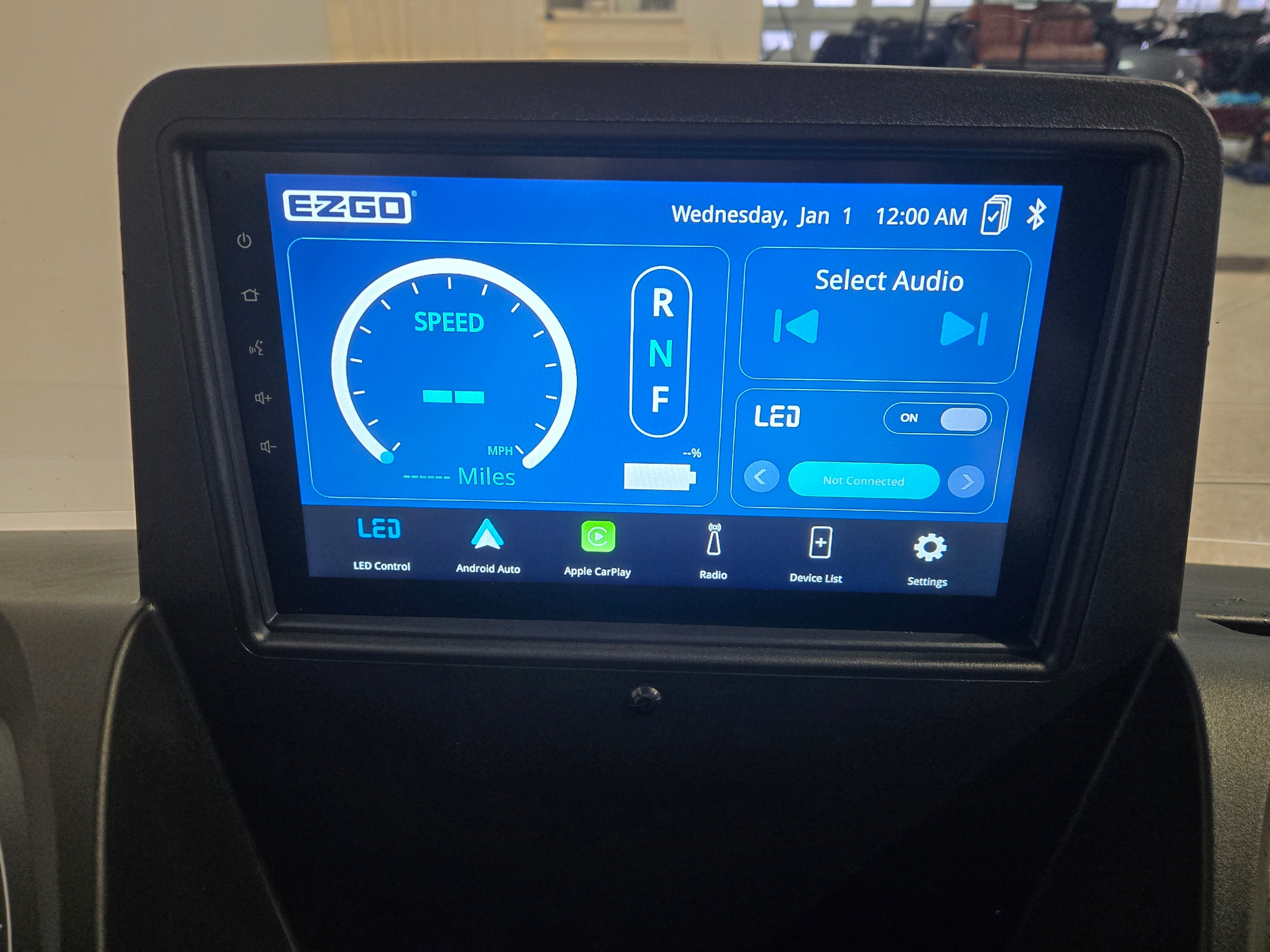 2026 E-Z-GO RXV 4 Summit XT ELiTE
